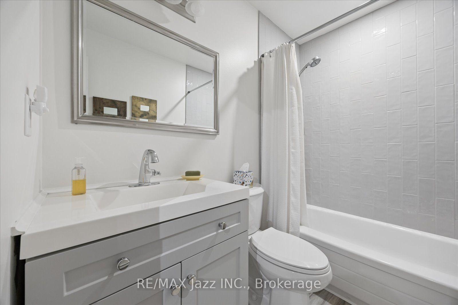 Photo 38 of Unit 405, 337 Simcoe Street N, Oshawa, O'Neill — HOMEH