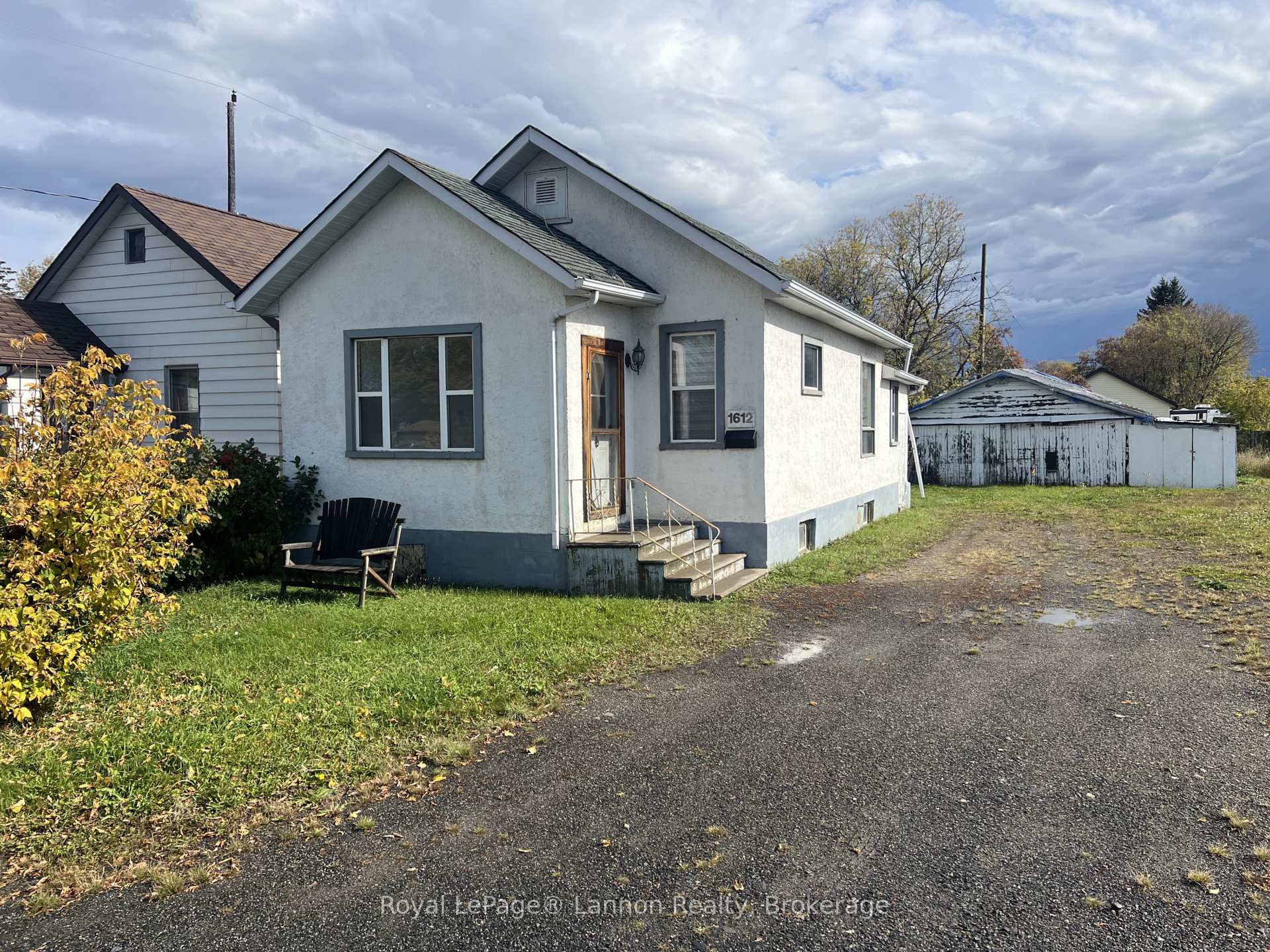 Photo of 1612 Crawford Avenue
