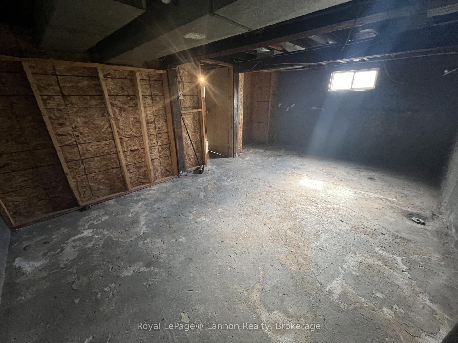 Photo 36 of 1612 Crawford Avenue, Thunder Bay, Westfort — HOMEH