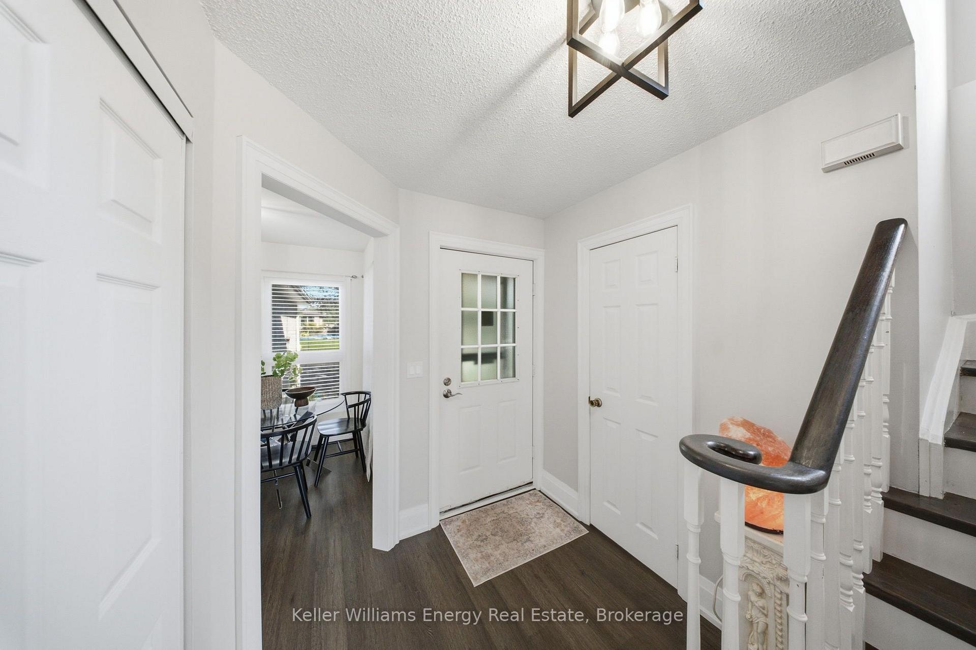 Photo 4 of 1396 Park Road S, Oshawa, Lakeview — HOMEH