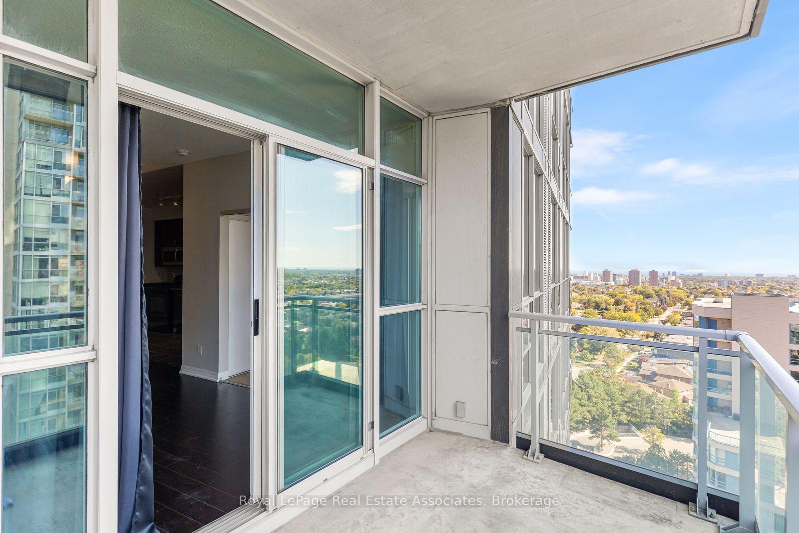 Photo 17 of Unit 1709, 223 Webb Drive, Mississauga, City Centre — HOMEH