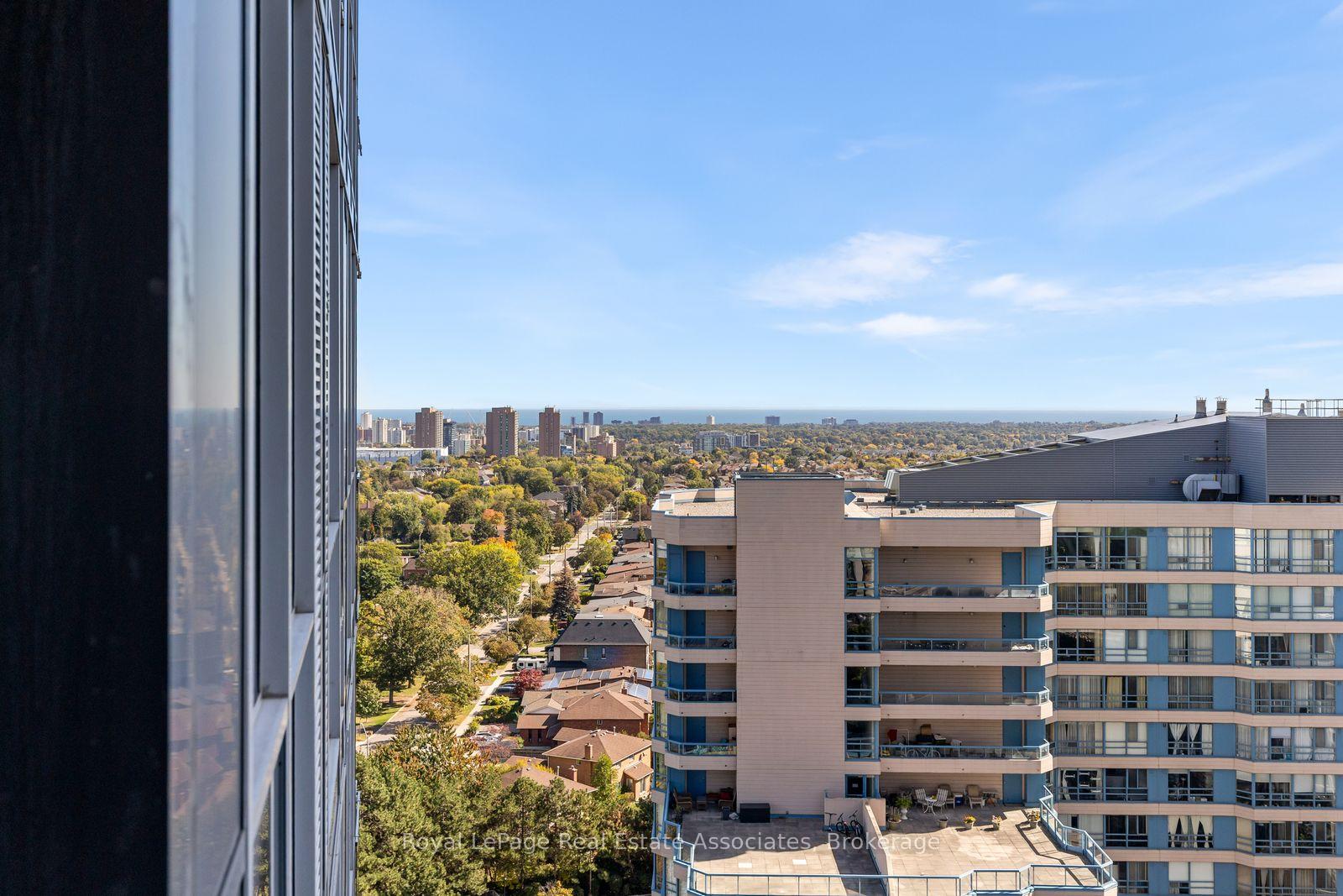 Photo 18 of Unit 1709, 223 Webb Drive, Mississauga, City Centre — HOMEH