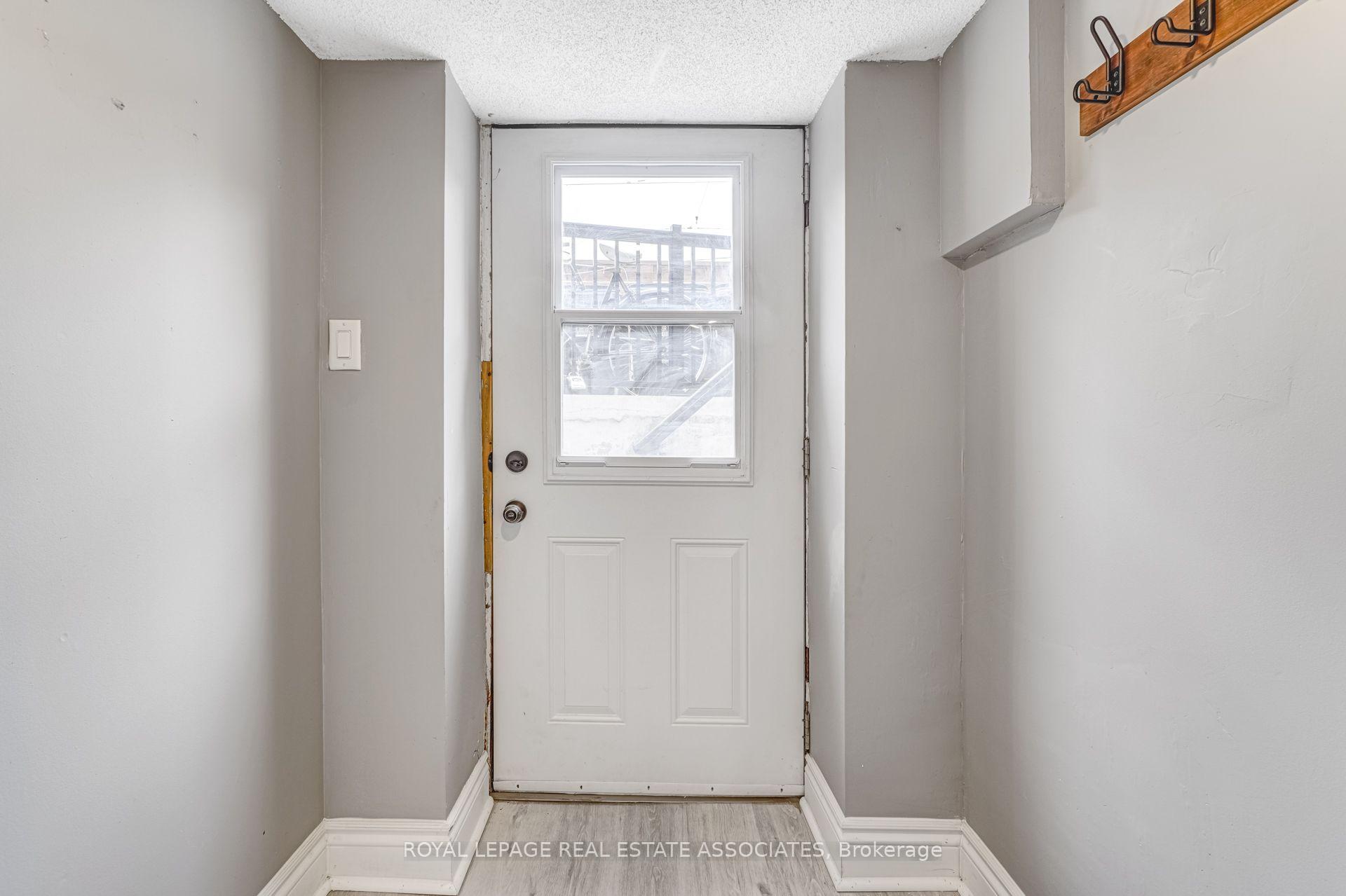 Photo 4 of Unit 3, 274 Ossington Avenue, Toronto, Trinity-Bellwoods — HOMEH