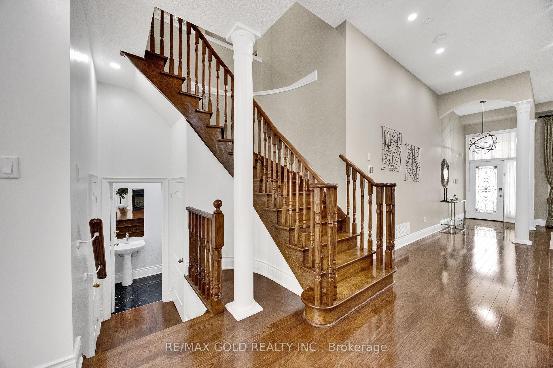 Photo 8 of 120 Watsonbrook Drive, Brampton, Sandringham-Wellington — HOMEH