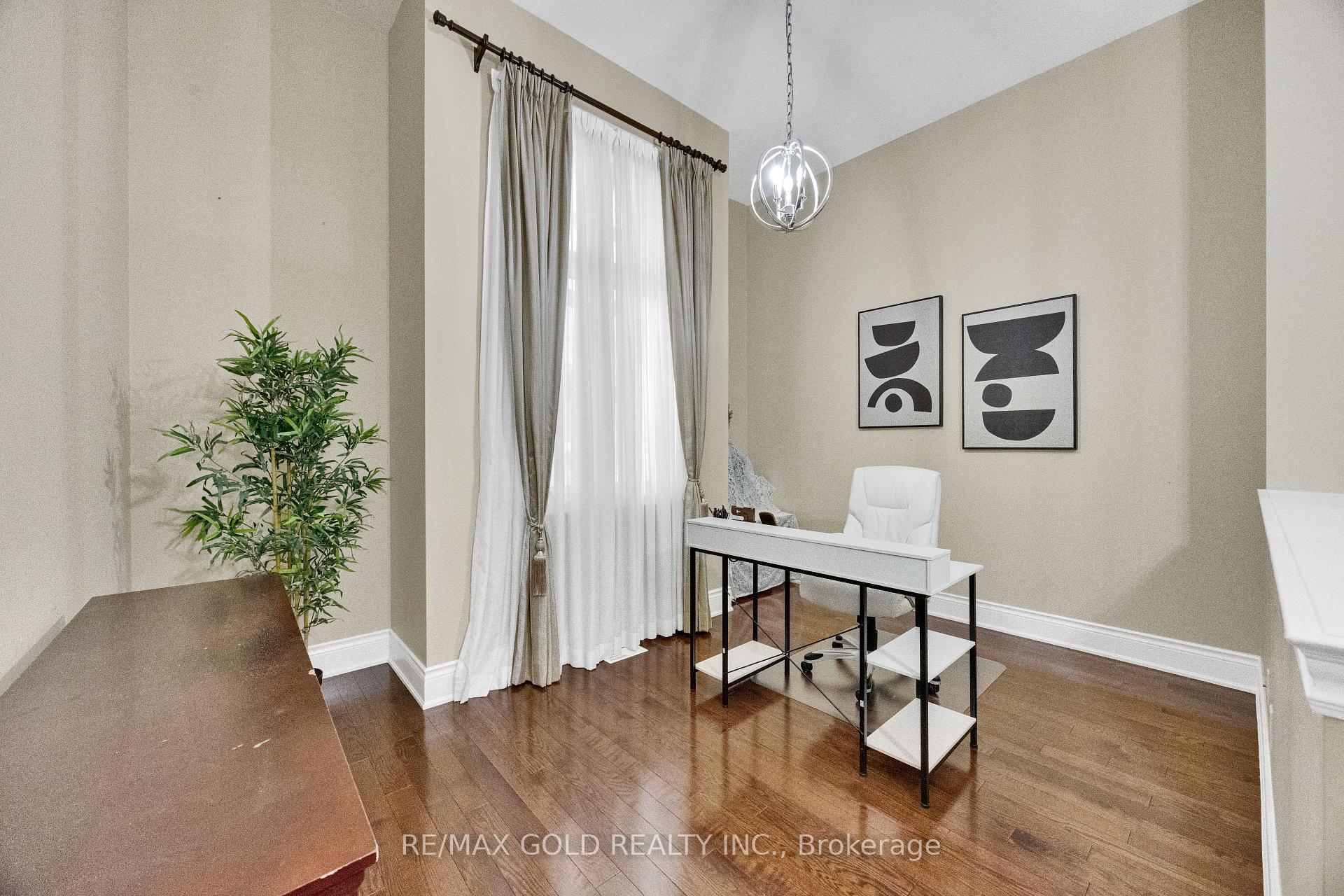 Photo 22 of 120 Watsonbrook Drive, Brampton, Sandringham-Wellington — HOMEH