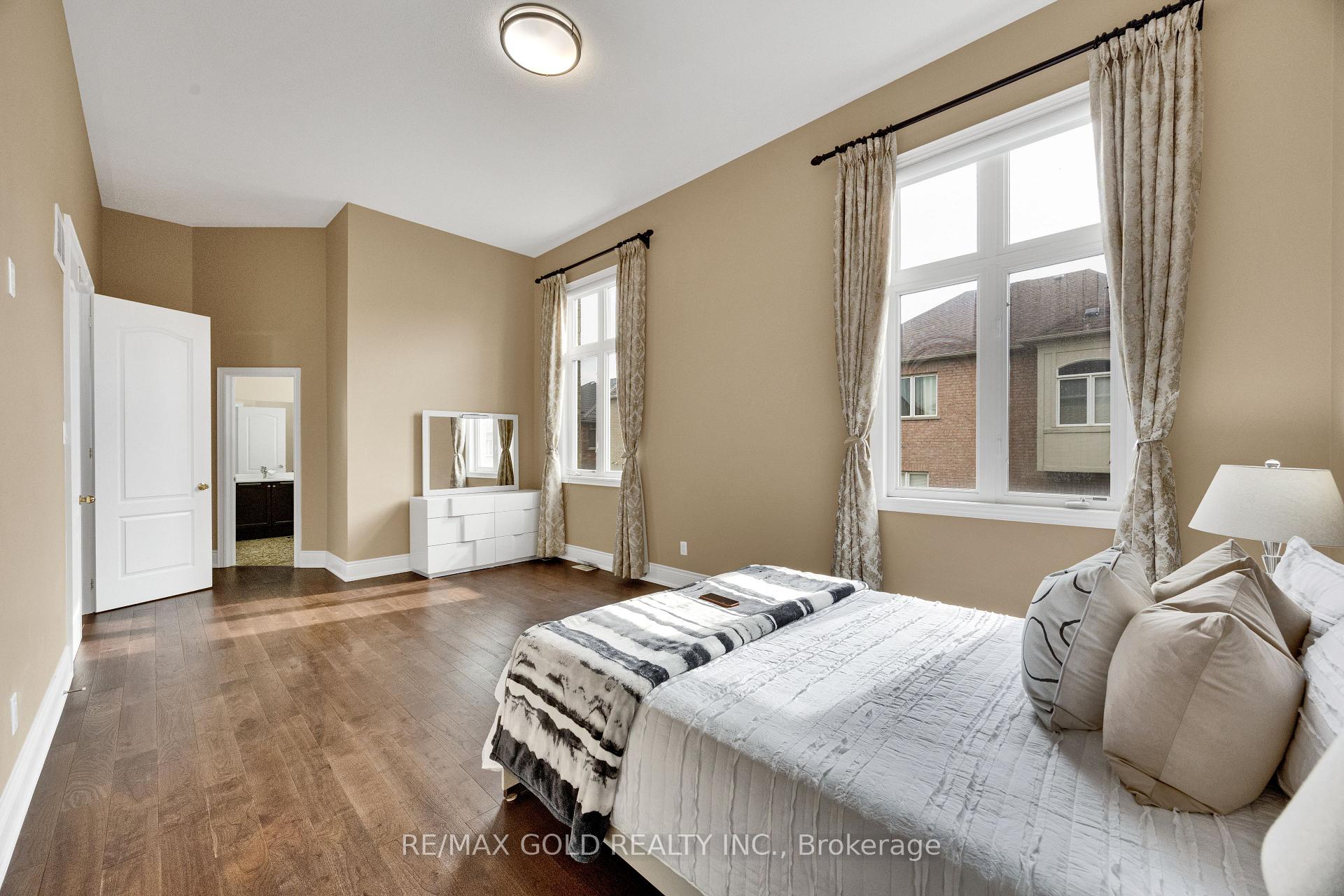 Photo 25 of 120 Watsonbrook Drive, Brampton, Sandringham-Wellington — HOMEH