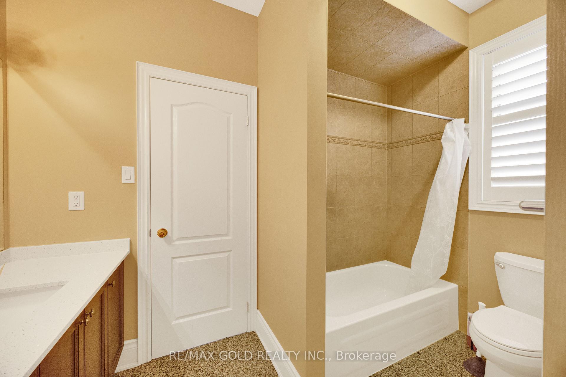 Photo 33 of 120 Watsonbrook Drive, Brampton, Sandringham-Wellington — HOMEH