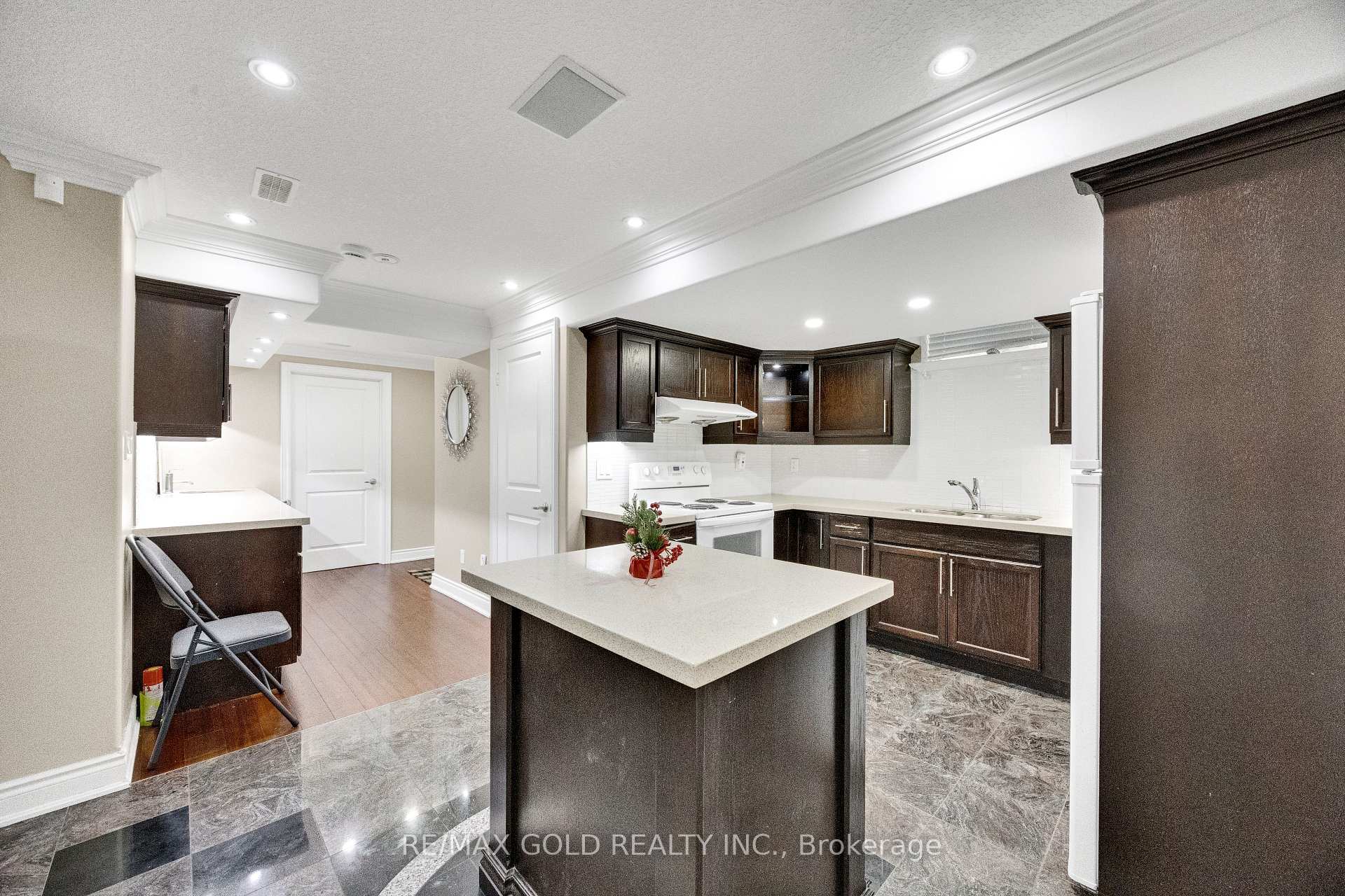 Photo 40 of 120 Watsonbrook Drive, Brampton, Sandringham-Wellington — HOMEH