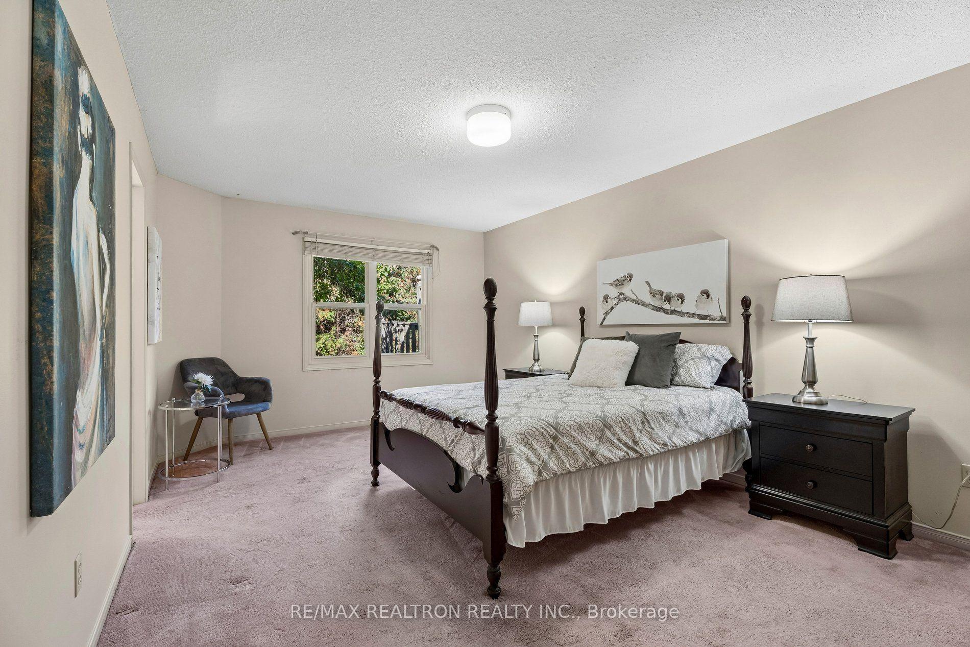 Photo 24 of 87 Peevers Crescent, Newmarket, Glenway Estates — HOMEH