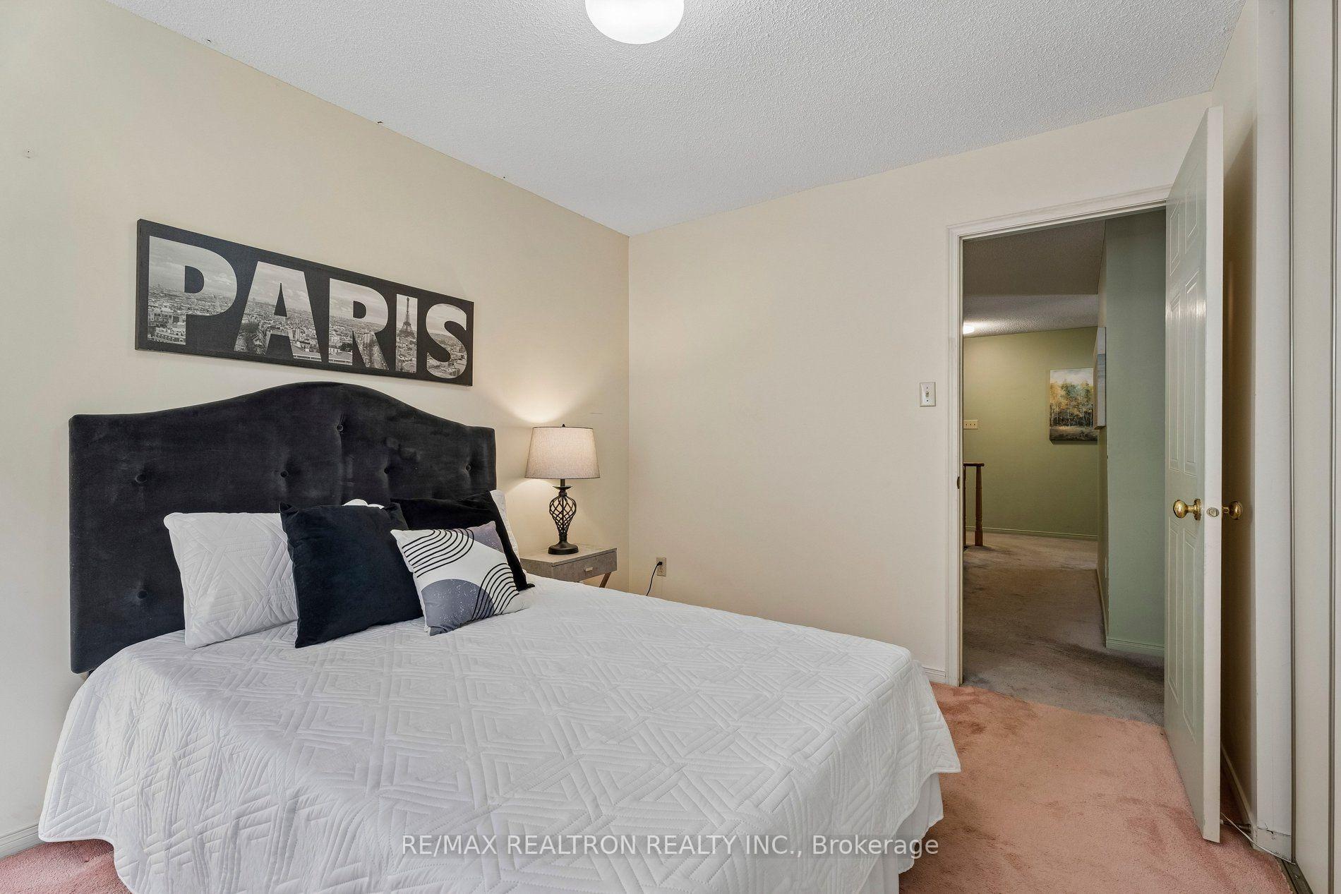 Photo 32 of 87 Peevers Crescent, Newmarket, Glenway Estates — HOMEH