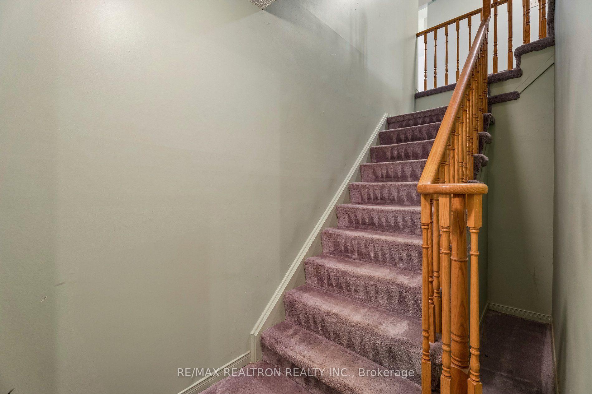 Photo 35 of 87 Peevers Crescent, Newmarket, Glenway Estates — HOMEH