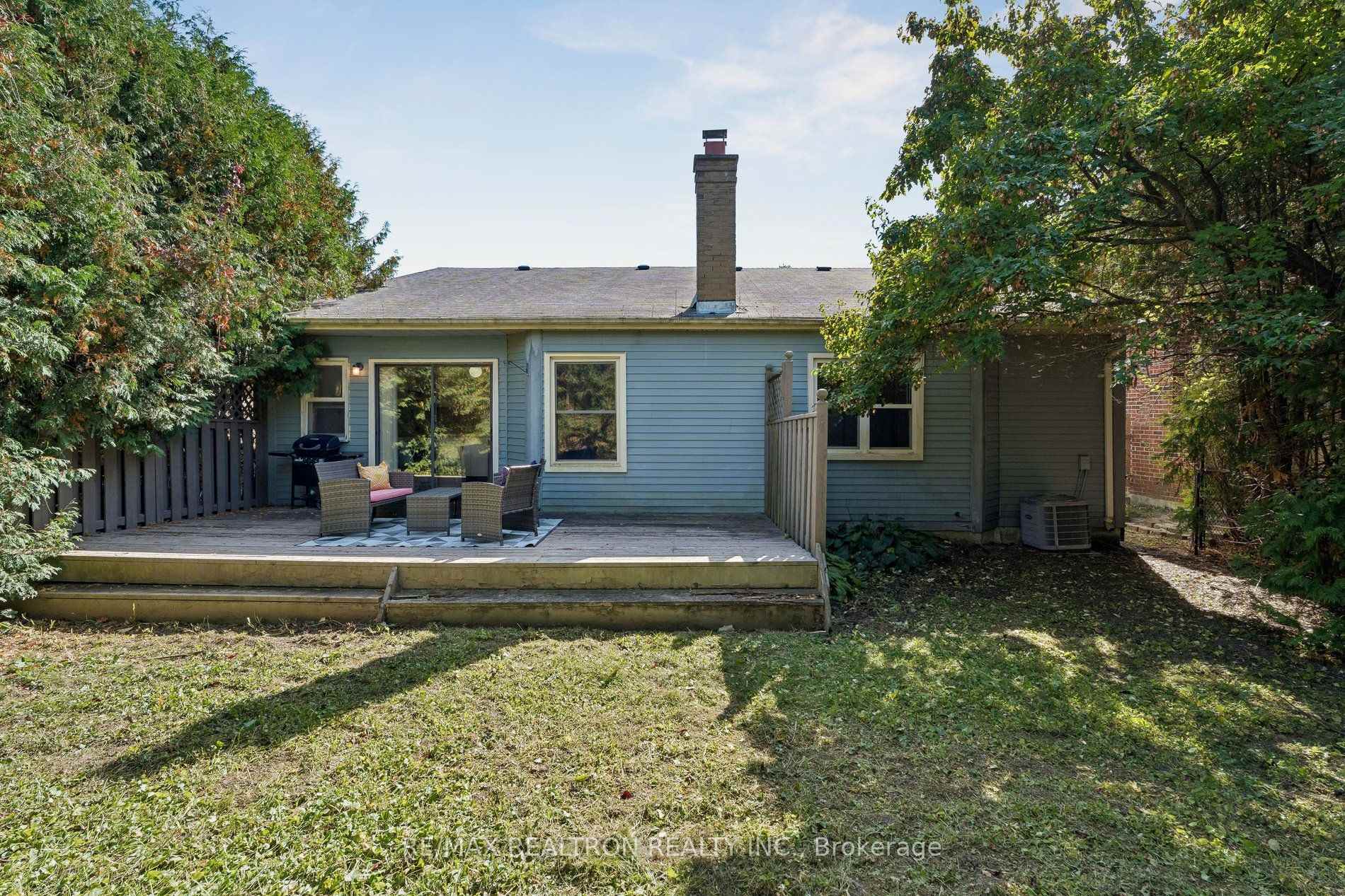 Photo 39 of 87 Peevers Crescent, Newmarket, Glenway Estates — HOMEH