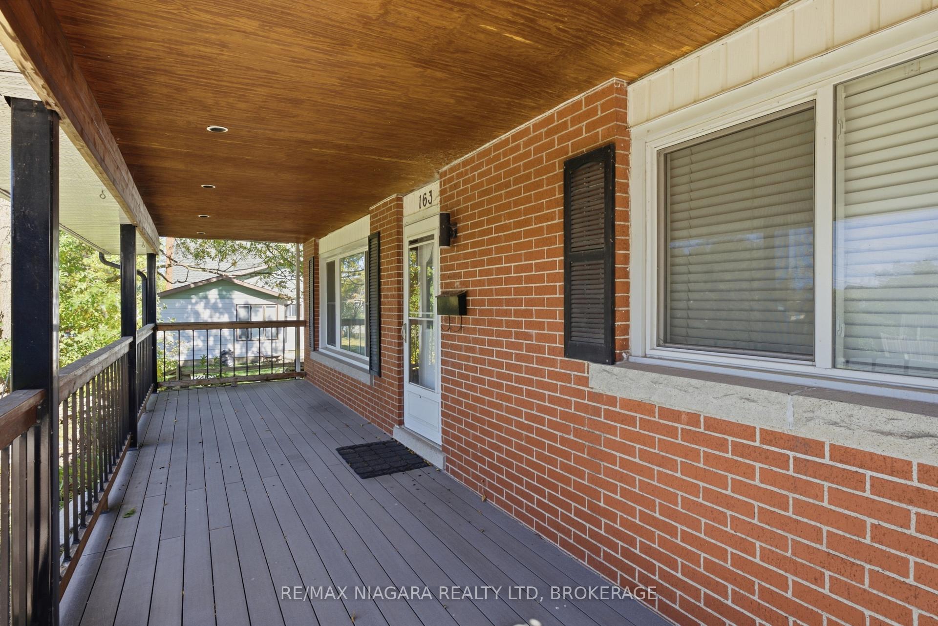 Photo 3 of 163 Champlain Drive, Fort Erie, Central — HOMEH