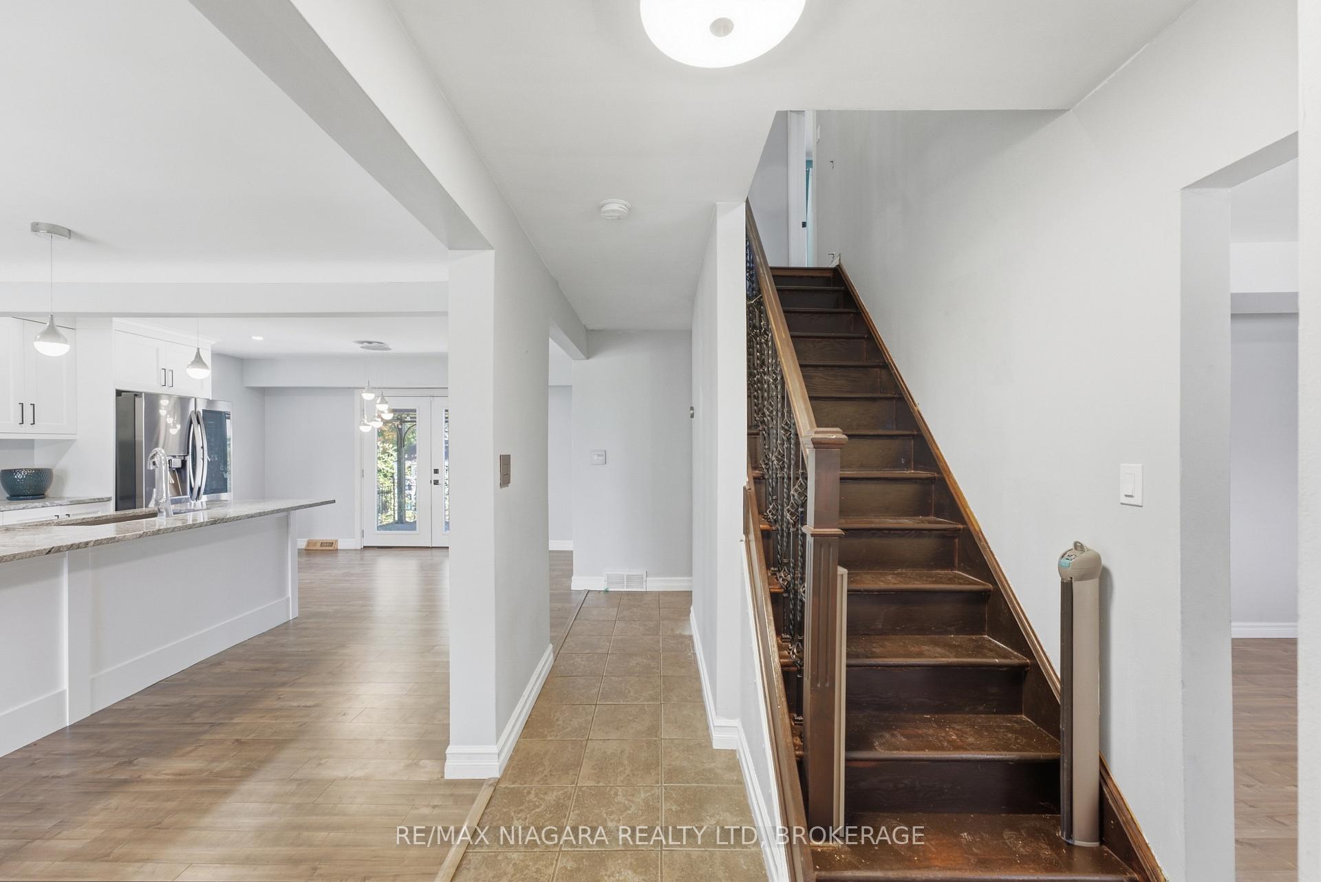 Photo 6 of 163 Champlain Drive, Fort Erie, Central — HOMEH