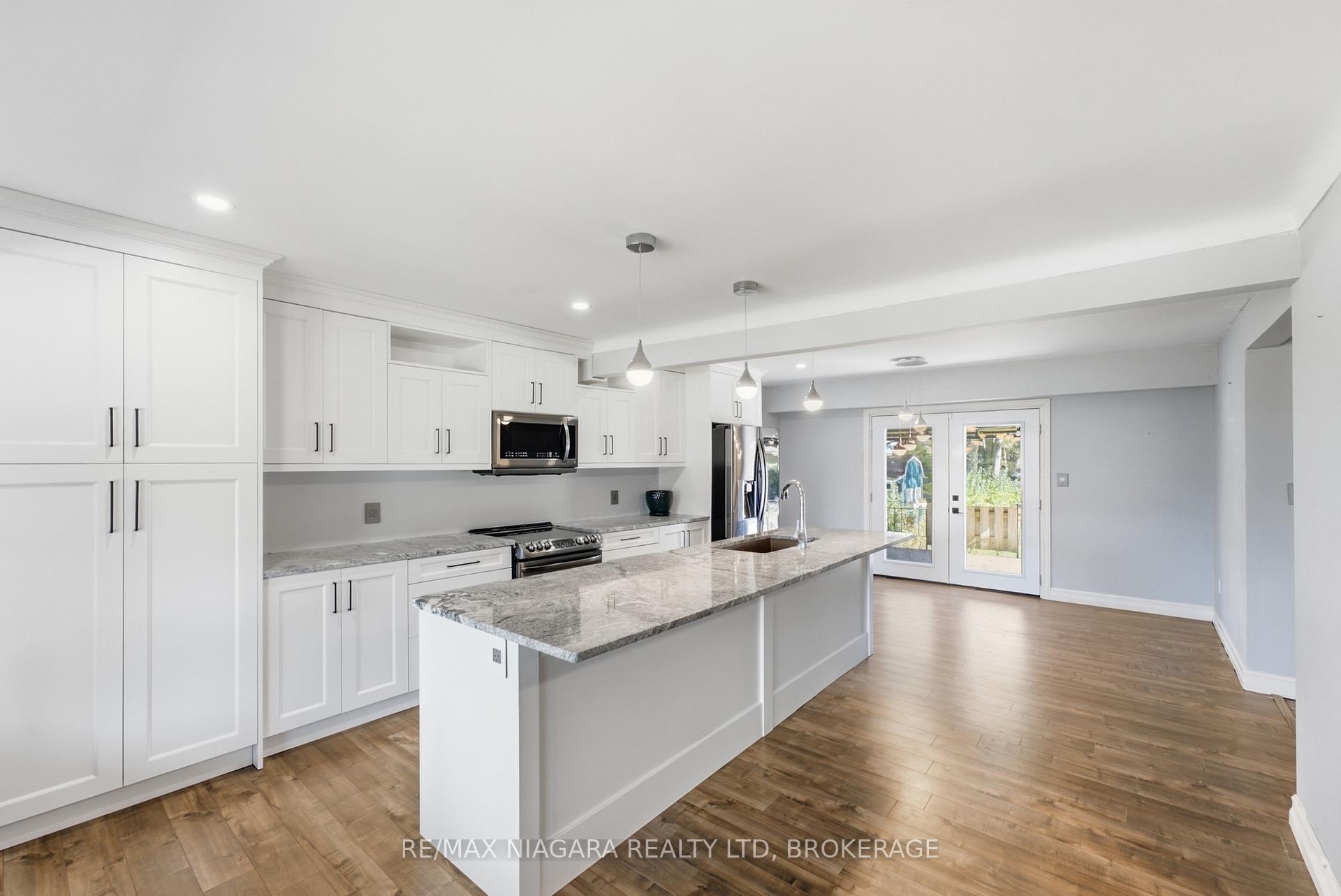 Photo 9 of 163 Champlain Drive, Fort Erie, Central — HOMEH