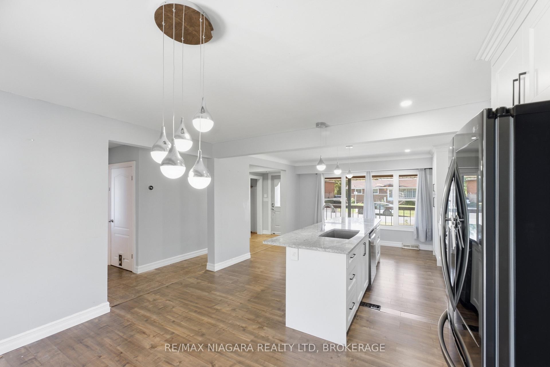 Photo 12 of 163 Champlain Drive, Fort Erie, Central — HOMEH