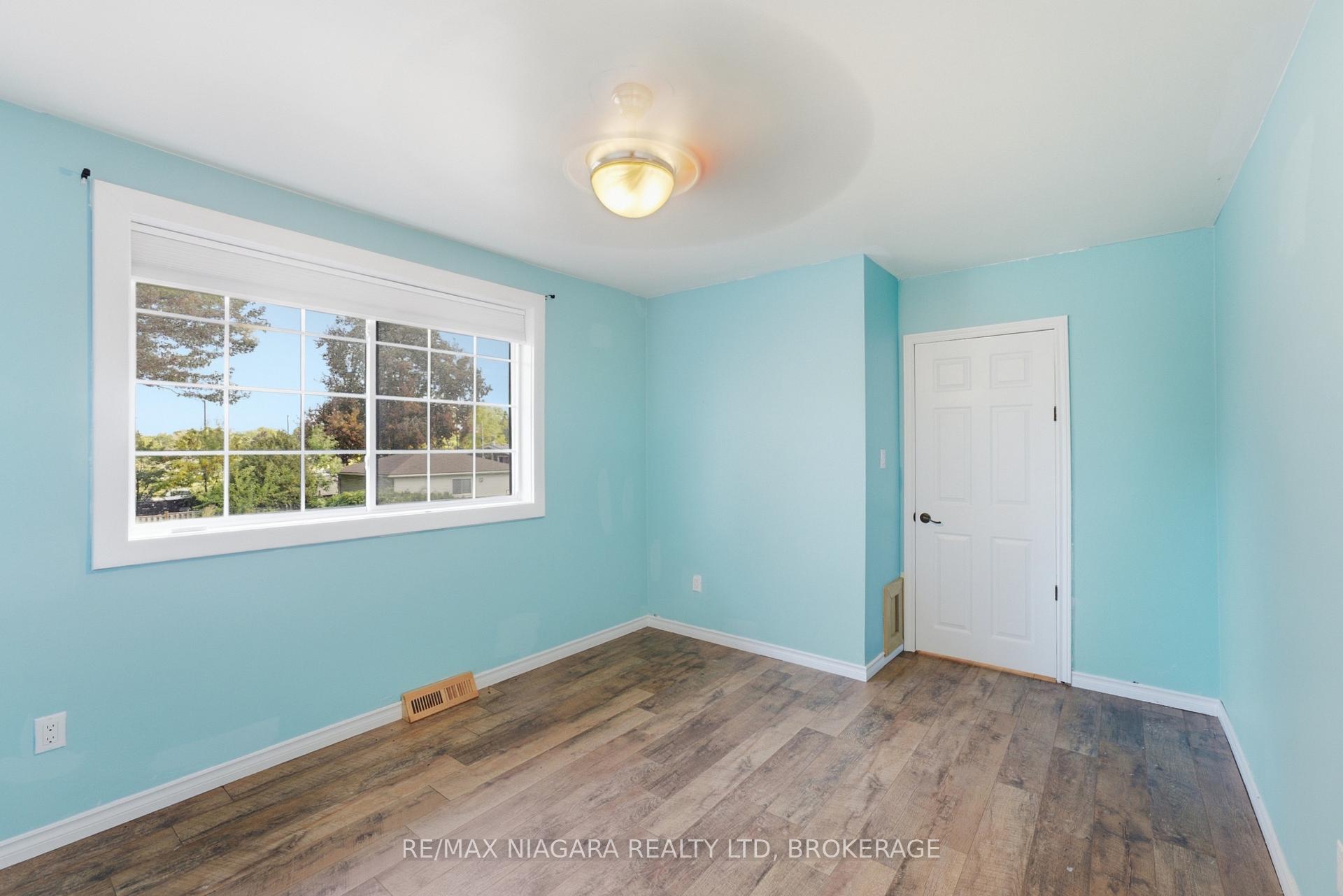 Photo 19 of 163 Champlain Drive, Fort Erie, Central — HOMEH