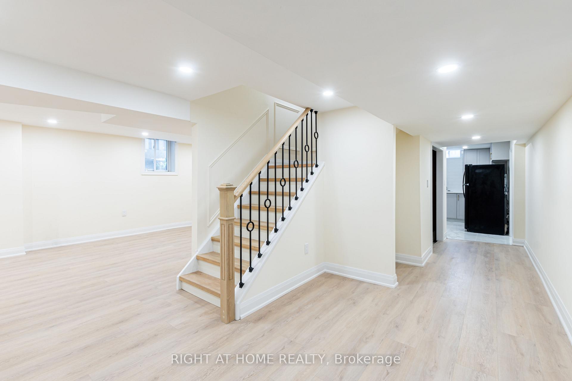Photo 5 of Unit Basement, 43 Greenbush Place, Whitby, Pringle Creek — HOMEH