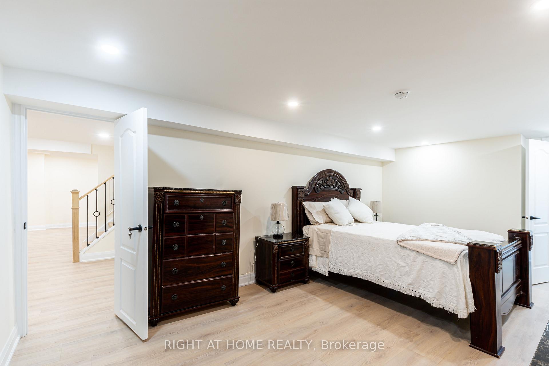 Photo 9 of Unit Basement, 43 Greenbush Place, Whitby, Pringle Creek — HOMEH