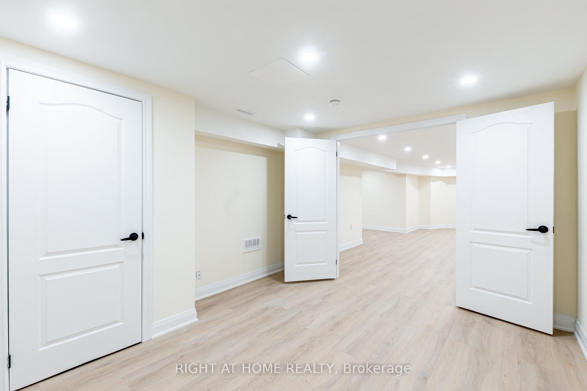 Photo 11 of Unit Basement, 43 Greenbush Place, Whitby, Pringle Creek — HOMEH