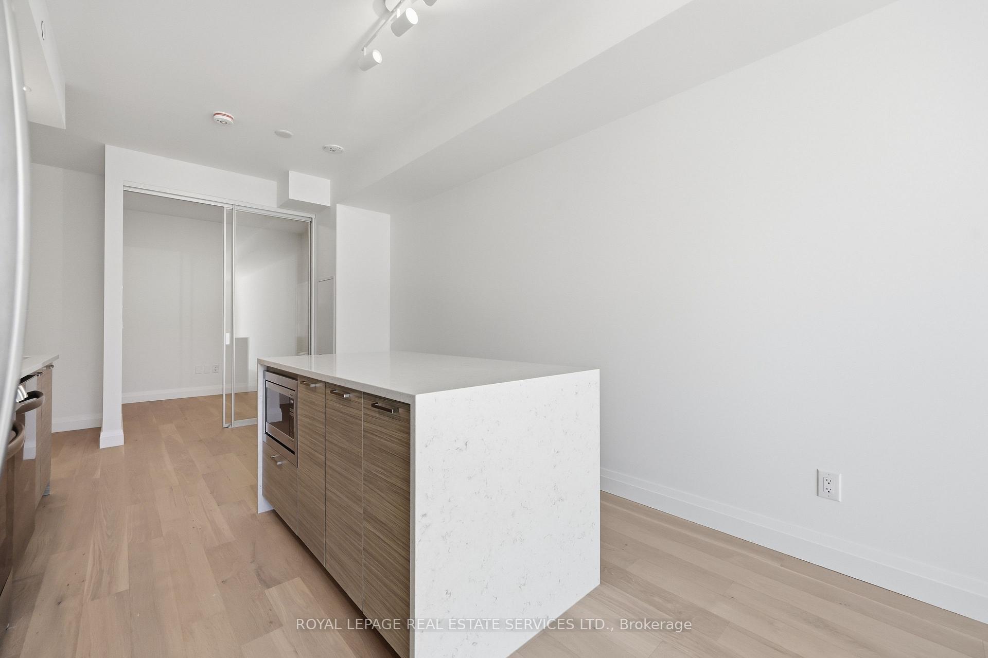 Photo 18 of Unit 402, 26 Mill Street, Halton Hills, Georgetown — HOMEH