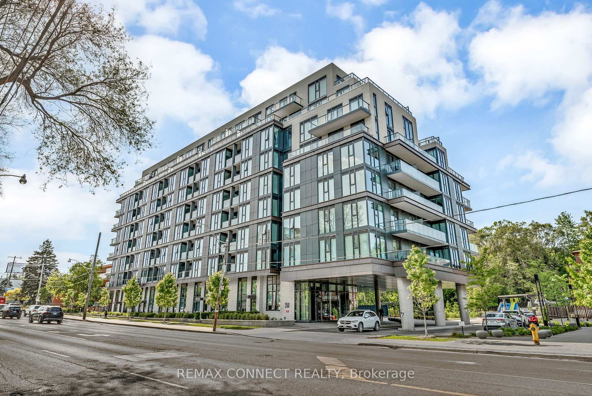 Photo 2 of Unit 504, 250 Lawrence Avenue W, Toronto, Lawrence Park North — HOMEH
