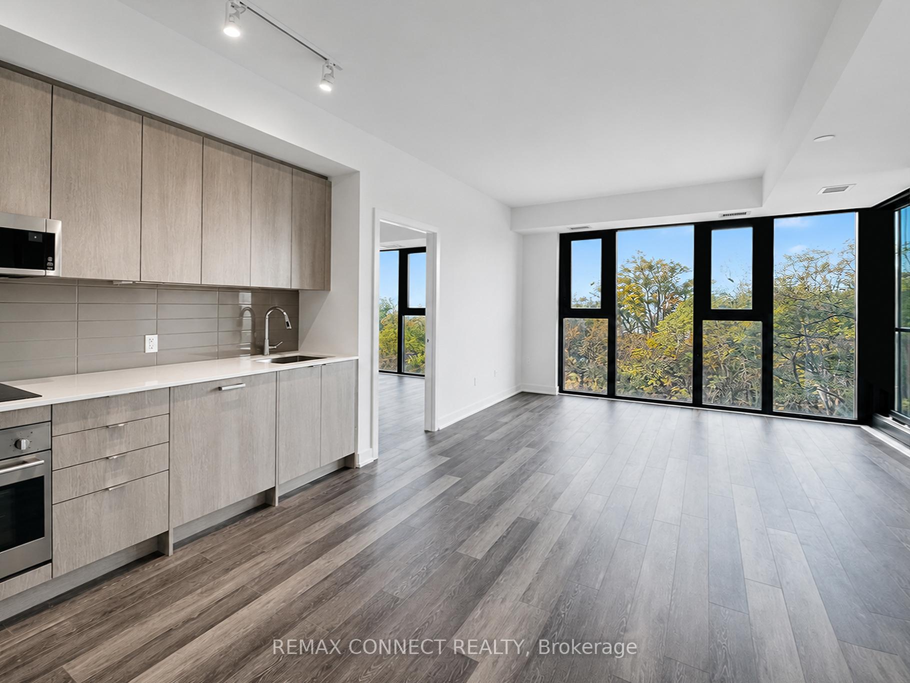 Photo 10 of Unit 504, 250 Lawrence Avenue W, Toronto, Lawrence Park North — HOMEH