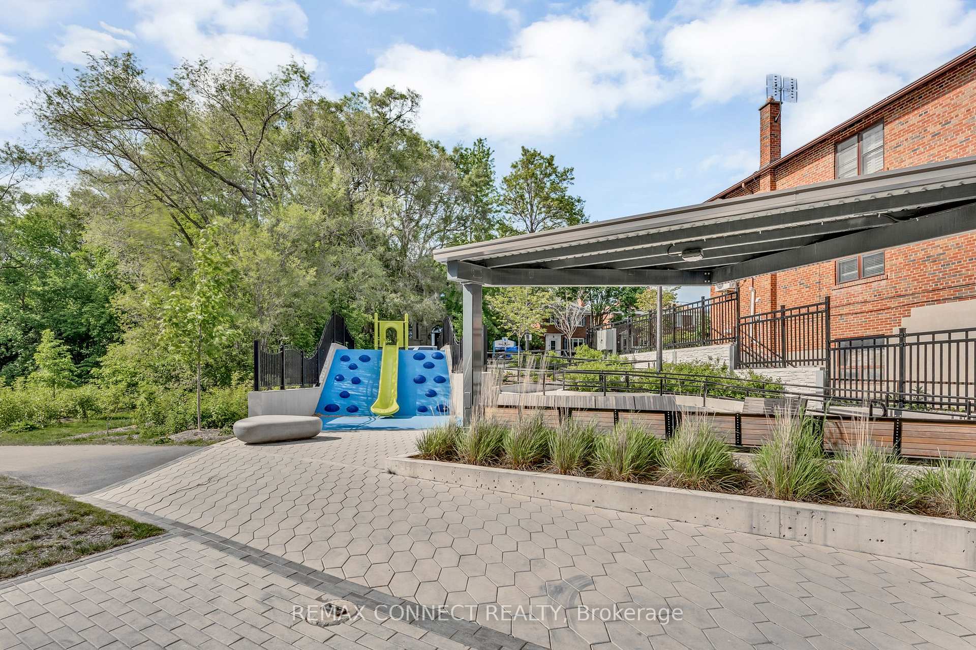 Photo 33 of Unit 504, 250 Lawrence Avenue W, Toronto, Lawrence Park North — HOMEH
