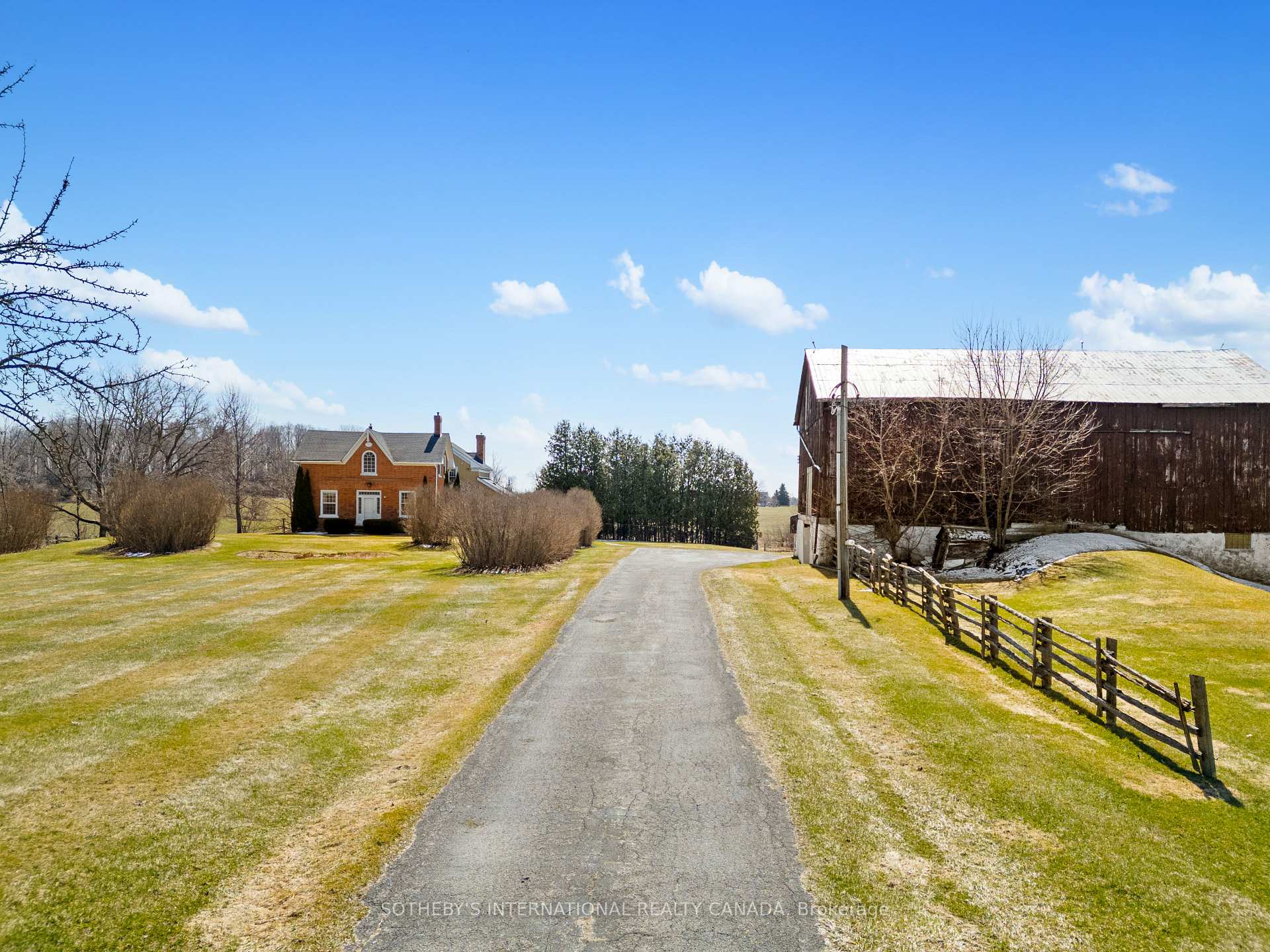 Photo 2 of 8185 17th Side Road, King, Rural King — HOMEH