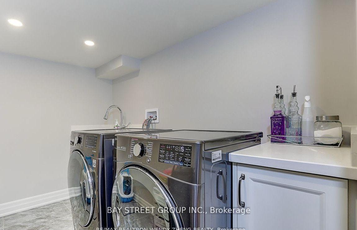 Photo 4 of Unit lower, 17 Ben Sinclair bs Street, East Gwillimbury, Queensville — HOMEH