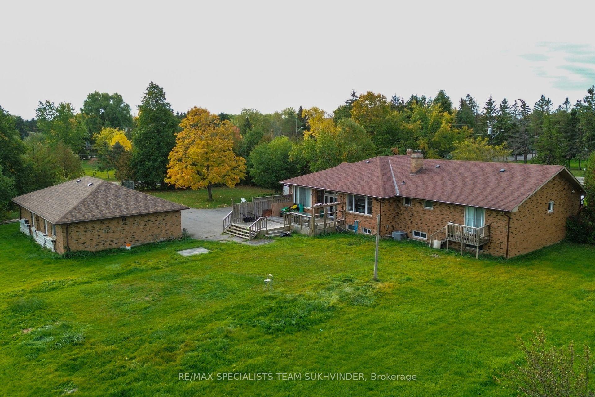 Photo 12 of 11 Julian Drive, Brampton, Bram East — HOMEH