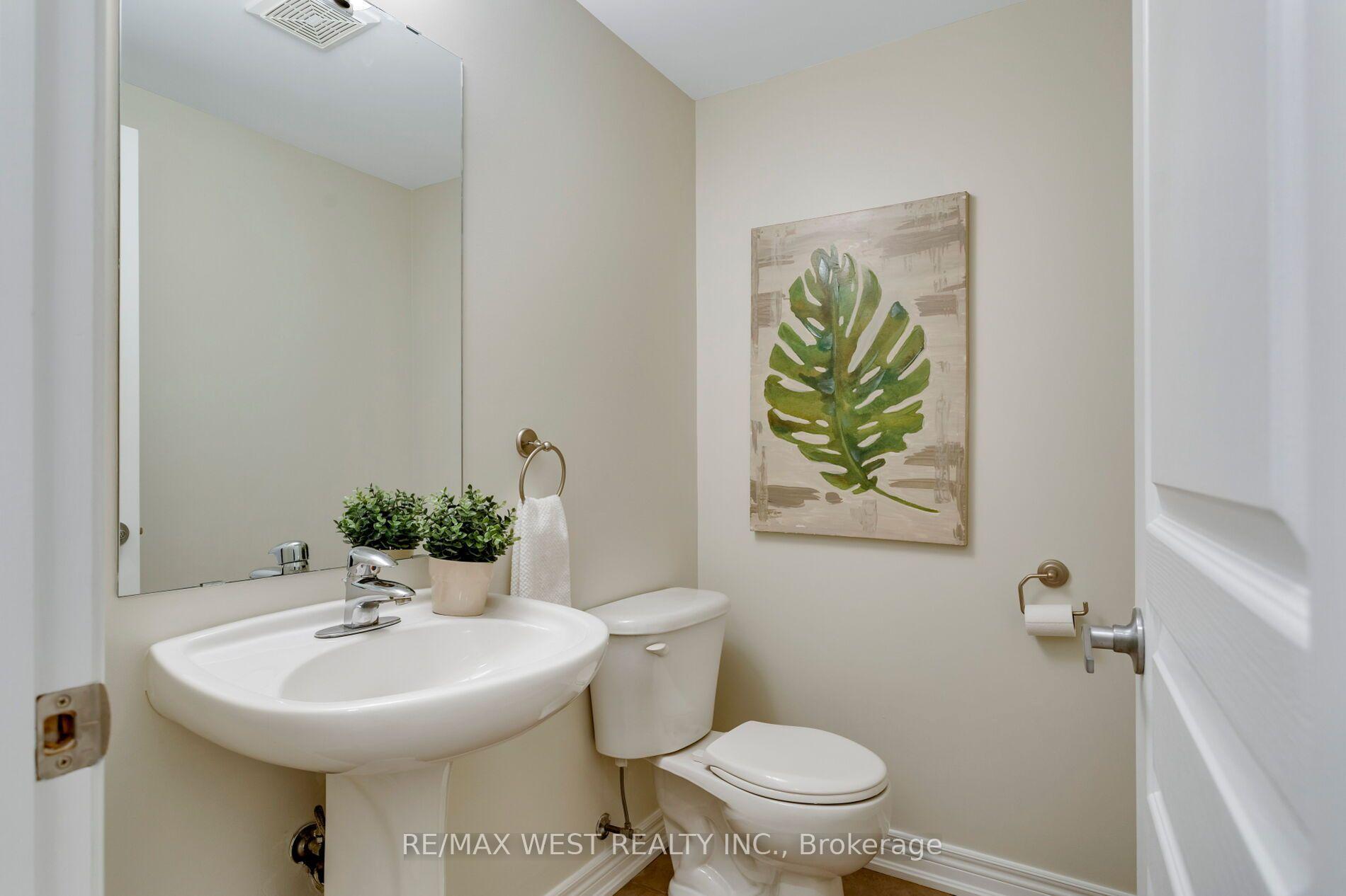 Photo 5 of 628 Bibby Common, Burlington, Shoreacres — HOMEH