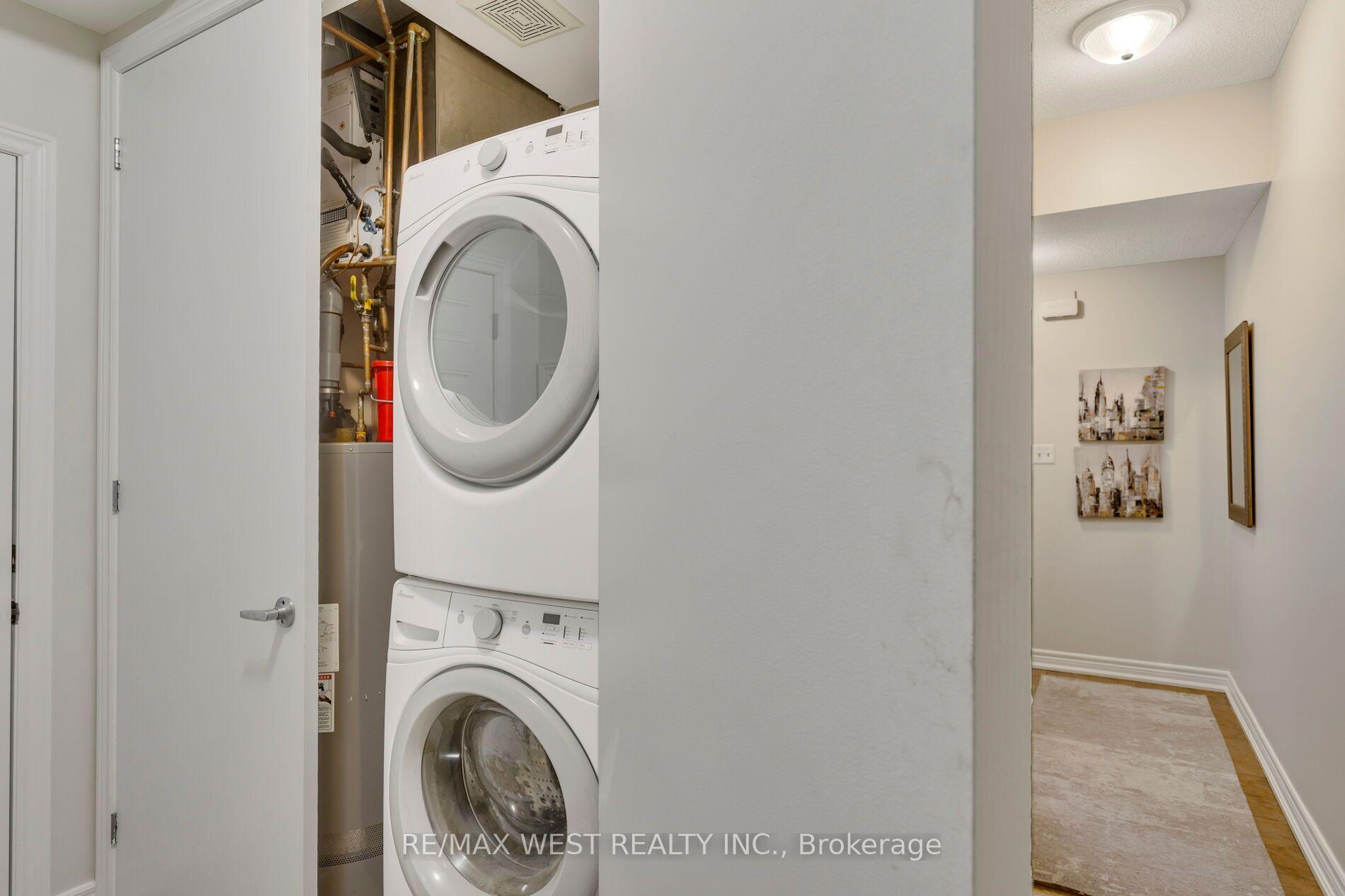 Photo 6 of 628 Bibby Common, Burlington, Shoreacres — HOMEH