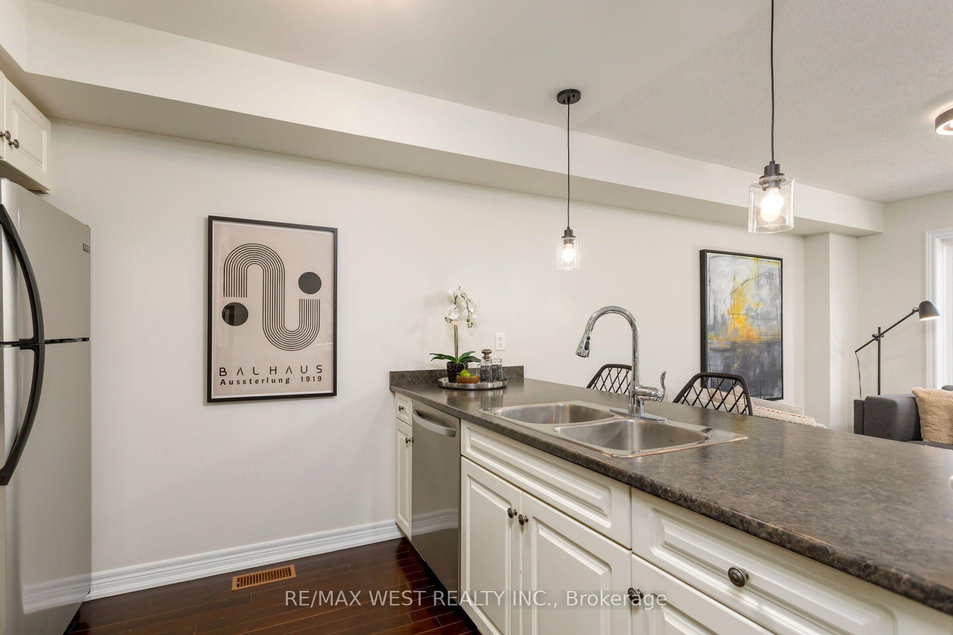 Photo 19 of 628 Bibby Common, Burlington, Shoreacres — HOMEH