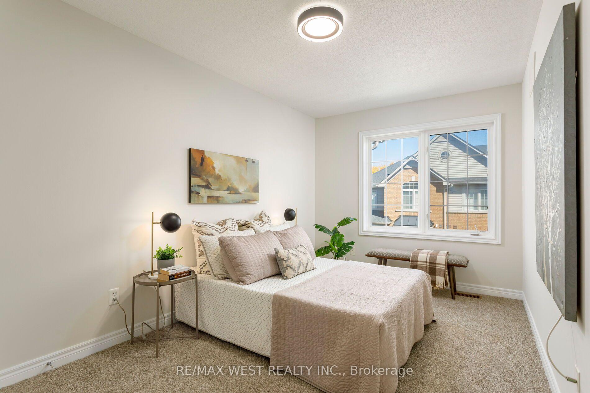 Photo 24 of 628 Bibby Common, Burlington, Shoreacres — HOMEH