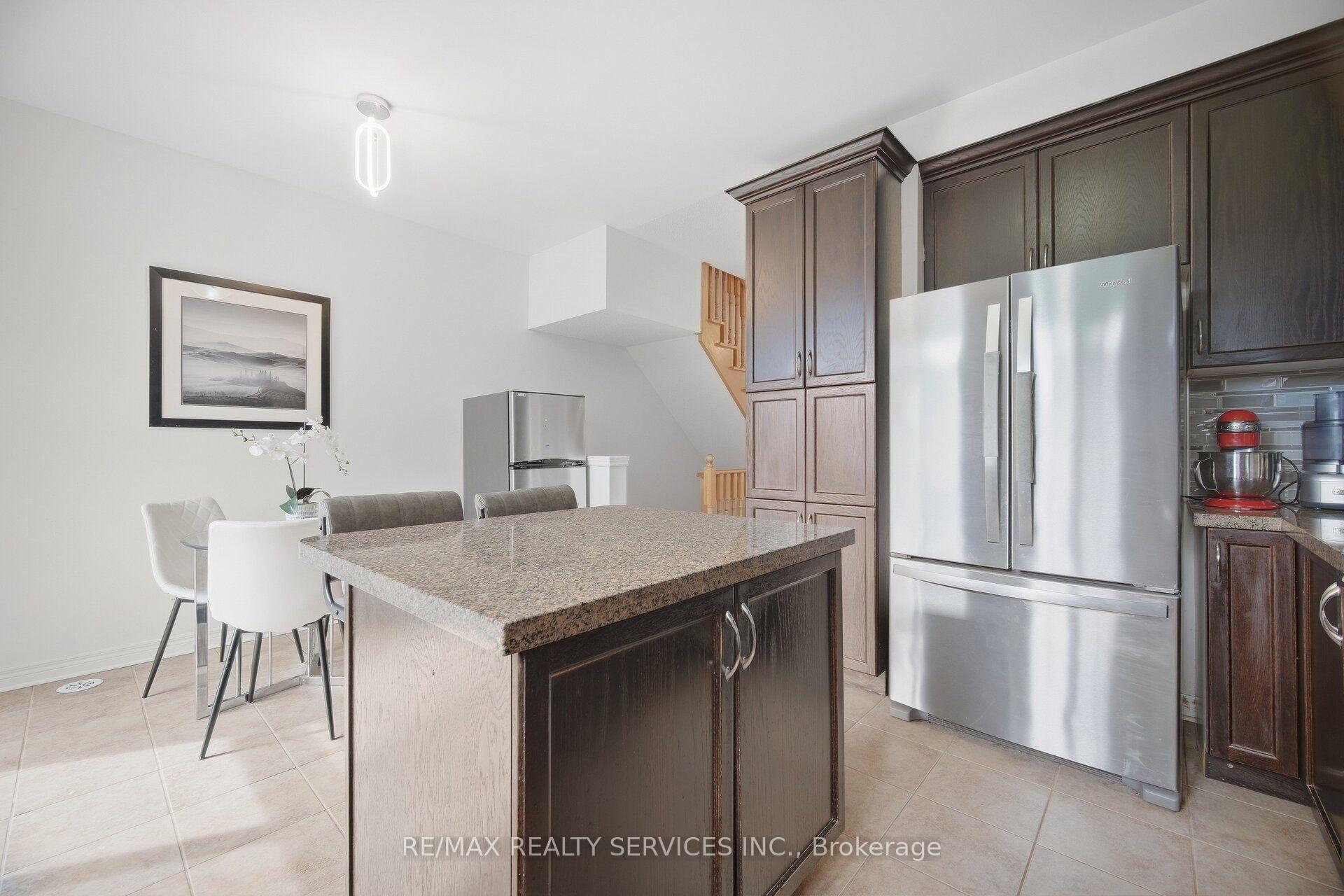 Photo 18 of Unit 42, 7 Cedar Lake Crescent, Brampton, Bram West — HOMEH