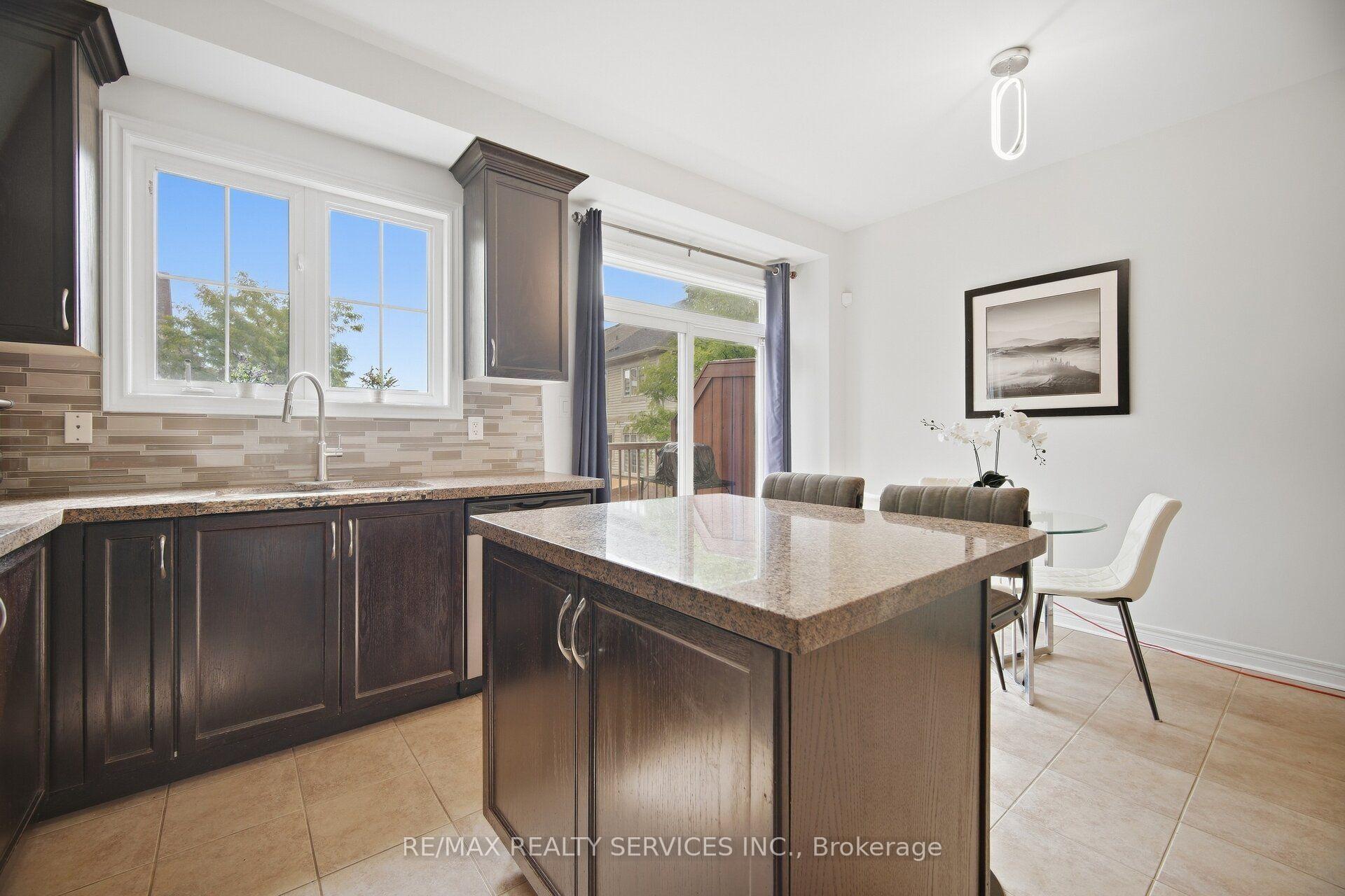 Photo 19 of Unit 42, 7 Cedar Lake Crescent, Brampton, Bram West — HOMEH