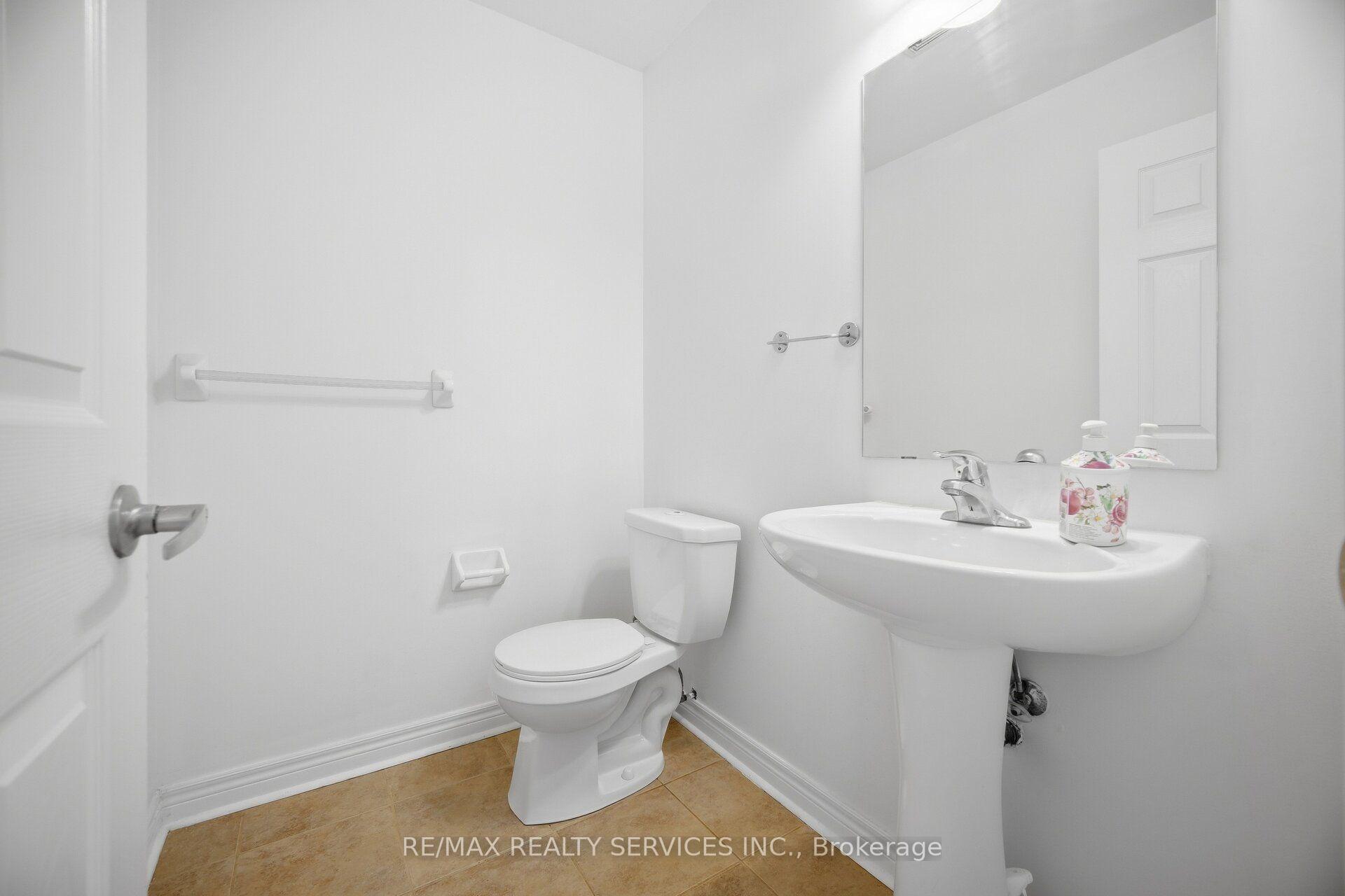 Photo 25 of Unit 42, 7 Cedar Lake Crescent, Brampton, Bram West — HOMEH