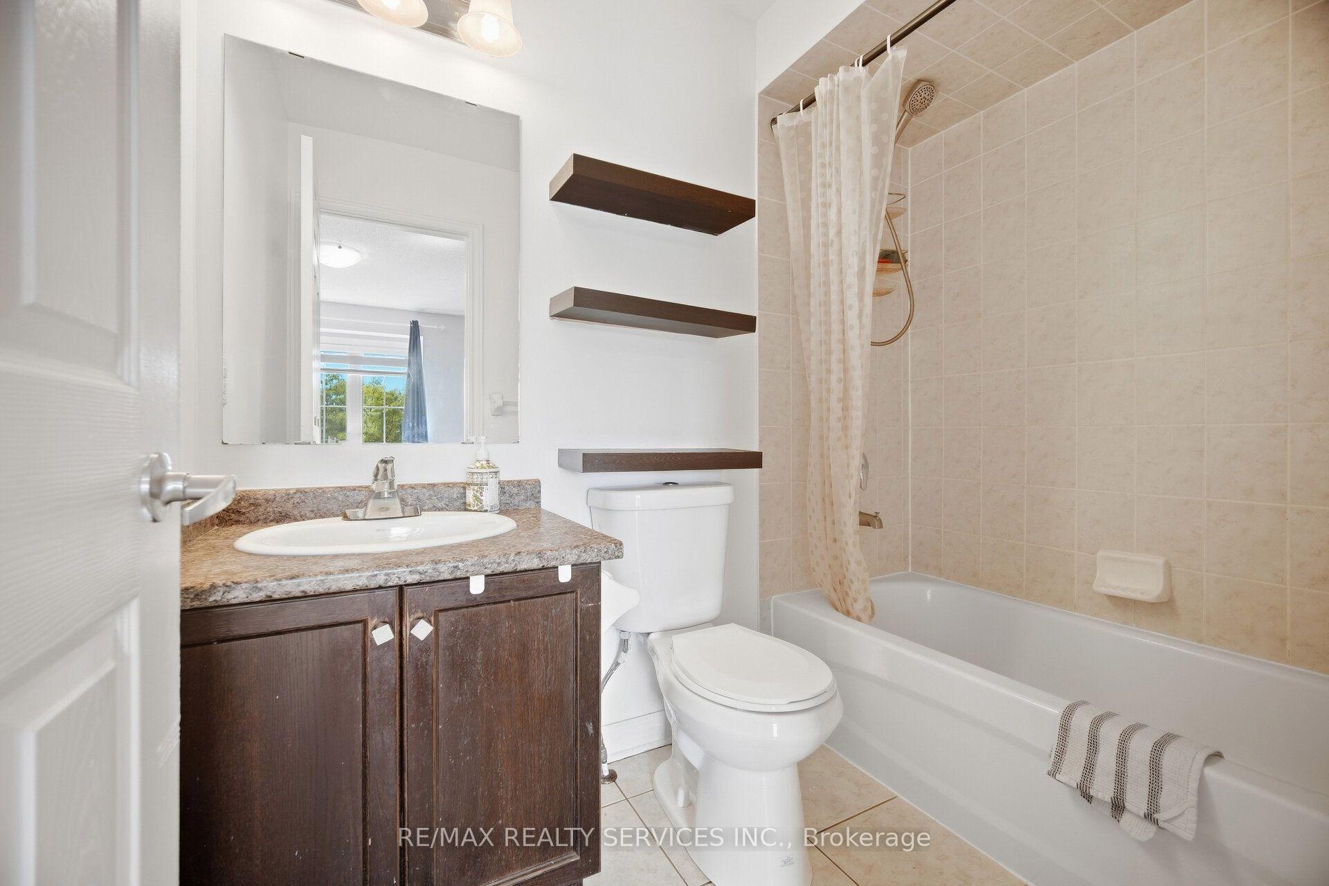 Photo 31 of Unit 42, 7 Cedar Lake Crescent, Brampton, Bram West — HOMEH