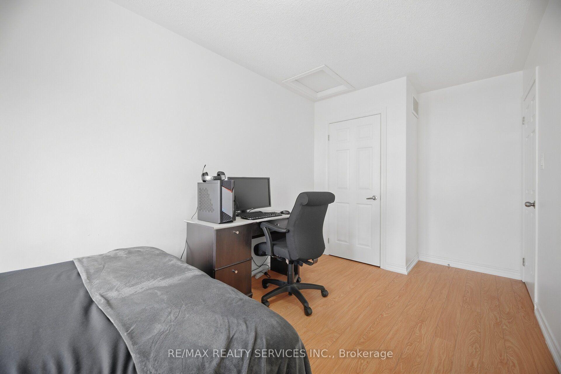 Photo 33 of Unit 42, 7 Cedar Lake Crescent, Brampton, Bram West — HOMEH