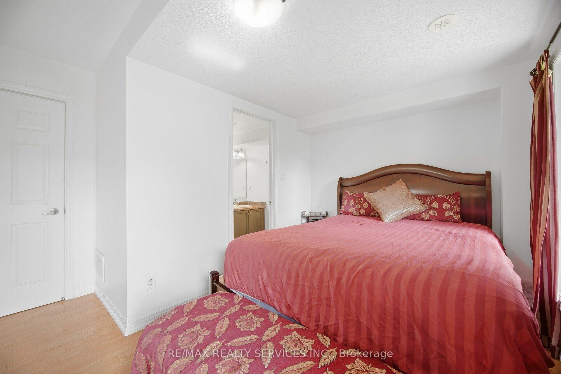 Photo 40 of Unit 42, 7 Cedar Lake Crescent, Brampton, Bram West — HOMEH