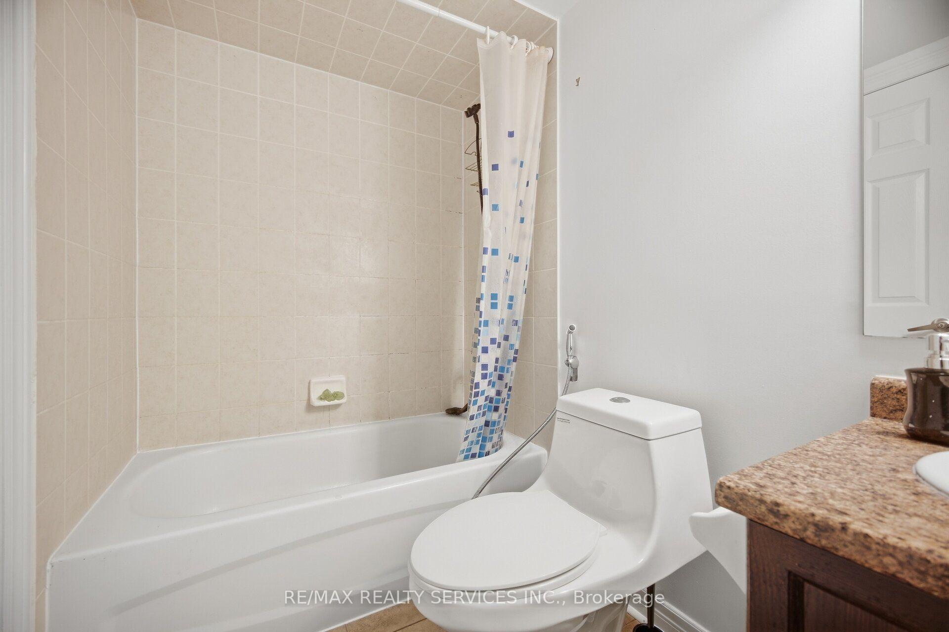Photo 42 of Unit 42, 7 Cedar Lake Crescent, Brampton, Bram West — HOMEH