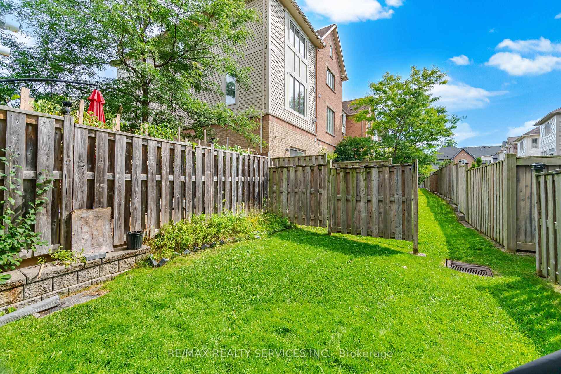 Photo 46 of Unit 42, 7 Cedar Lake Crescent, Brampton, Bram West — HOMEH