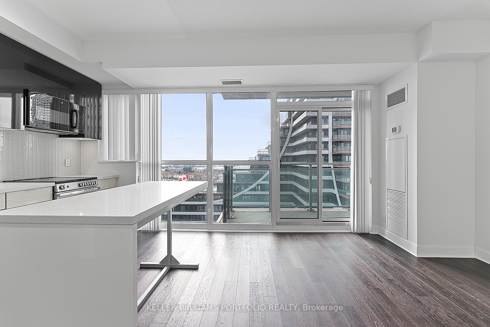 Photo 9 of Unit 1011, 33 Shore Breeze Drive, Etobicoke, Mimico — HOMEH