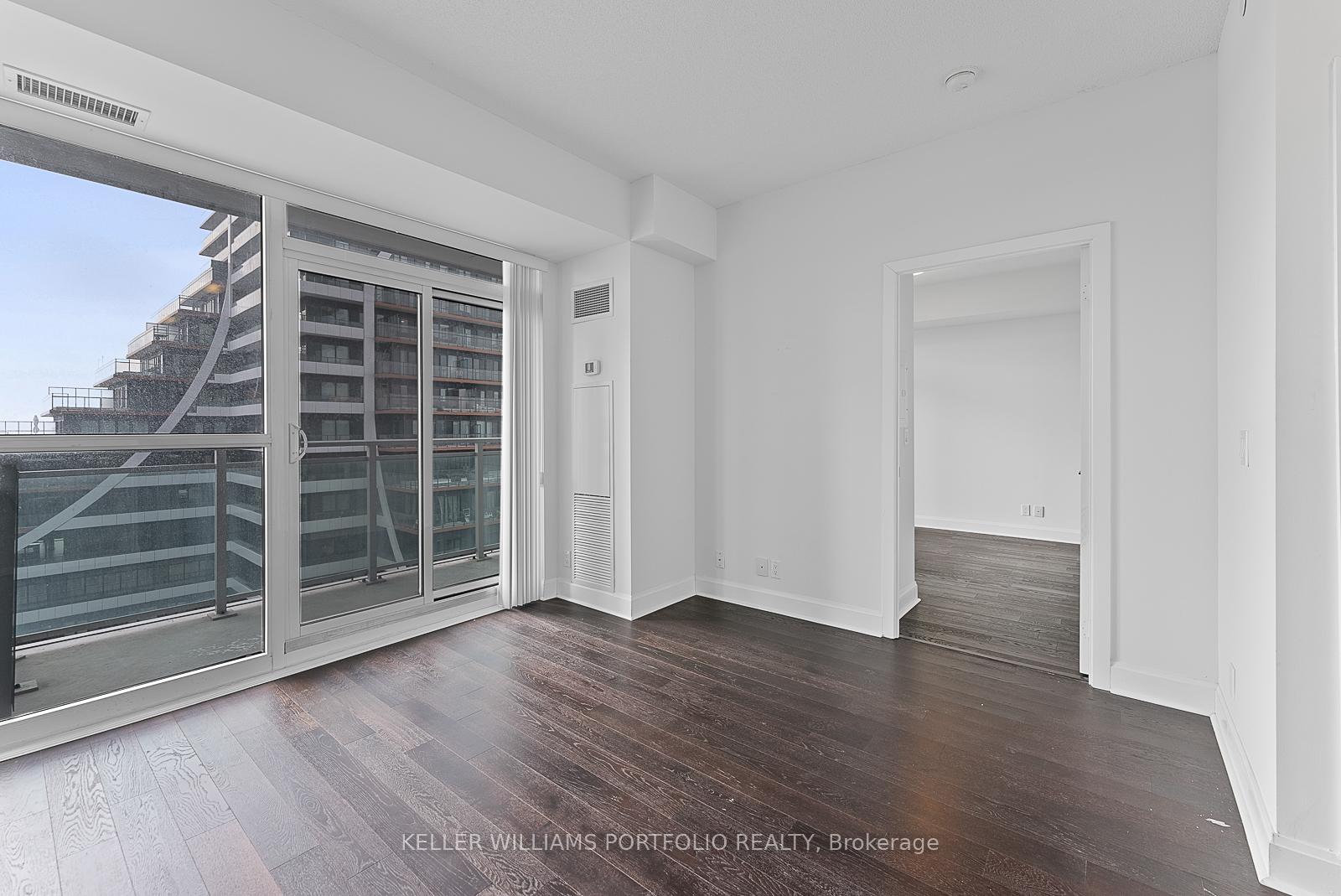Photo 10 of Unit 1011, 33 Shore Breeze Drive, Etobicoke, Mimico — HOMEH