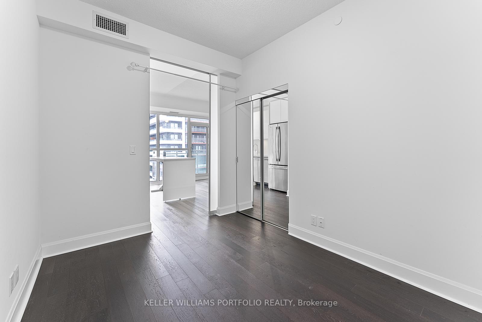 Photo 25 of Unit 1011, 33 Shore Breeze Drive, Etobicoke, Mimico — HOMEH
