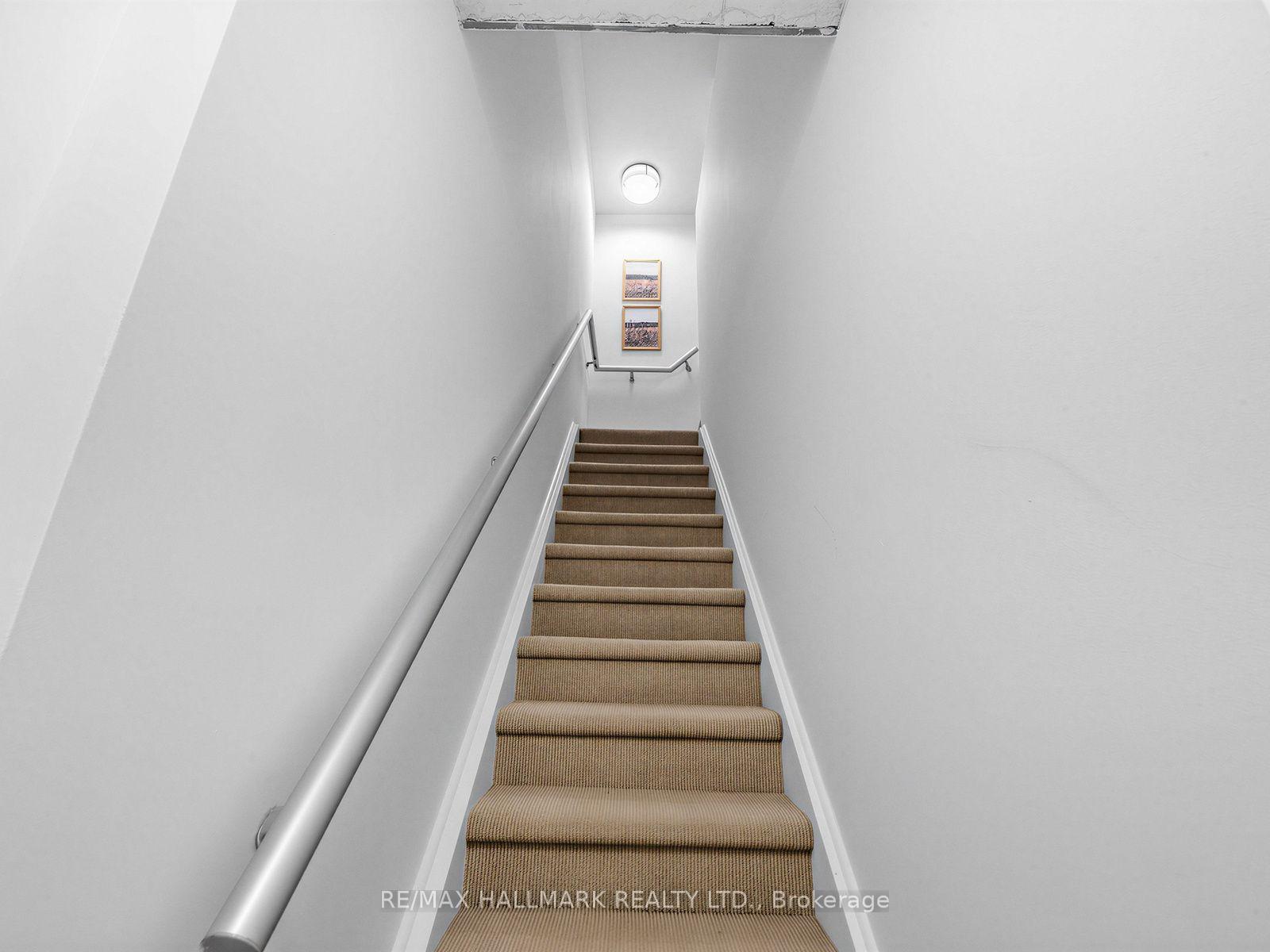 Photo 3 of Unit 728, 333 Adelaide Street E, Toronto, Moss Park — HOMEH