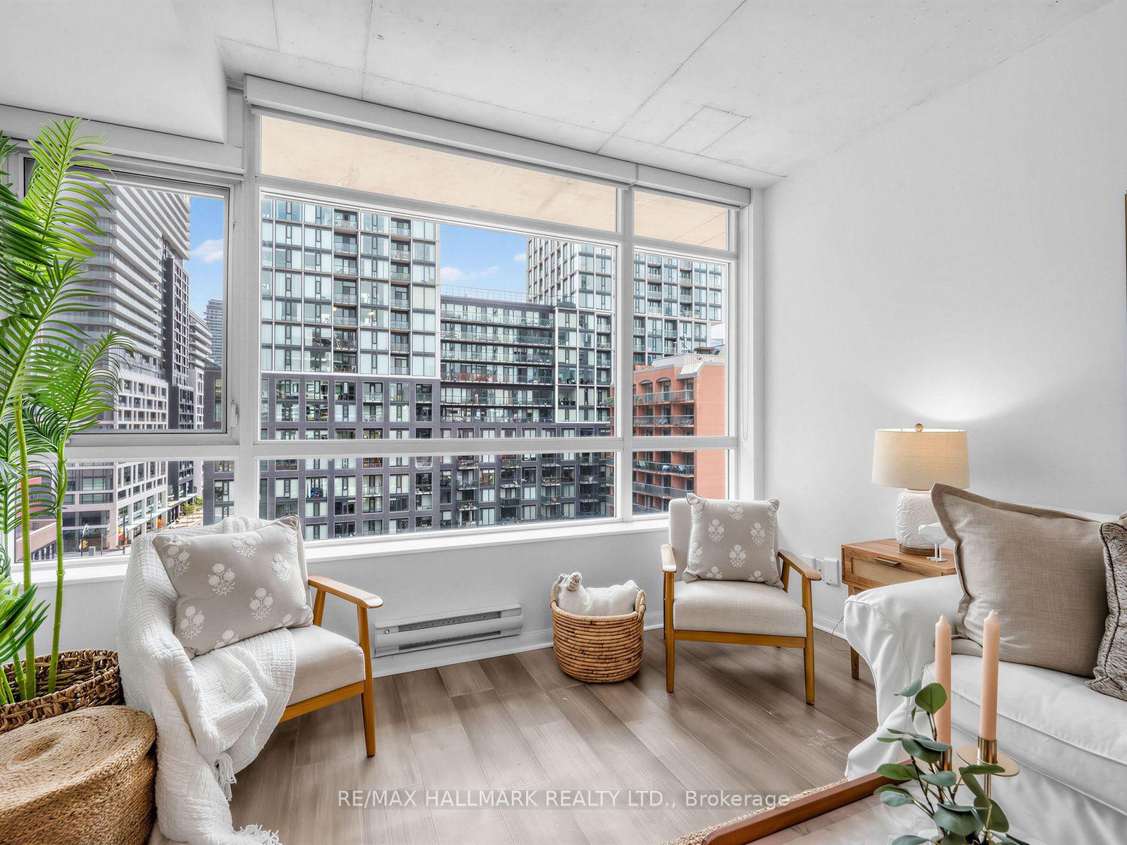 Photo 7 of Unit 728, 333 Adelaide Street E, Toronto, Moss Park — HOMEH