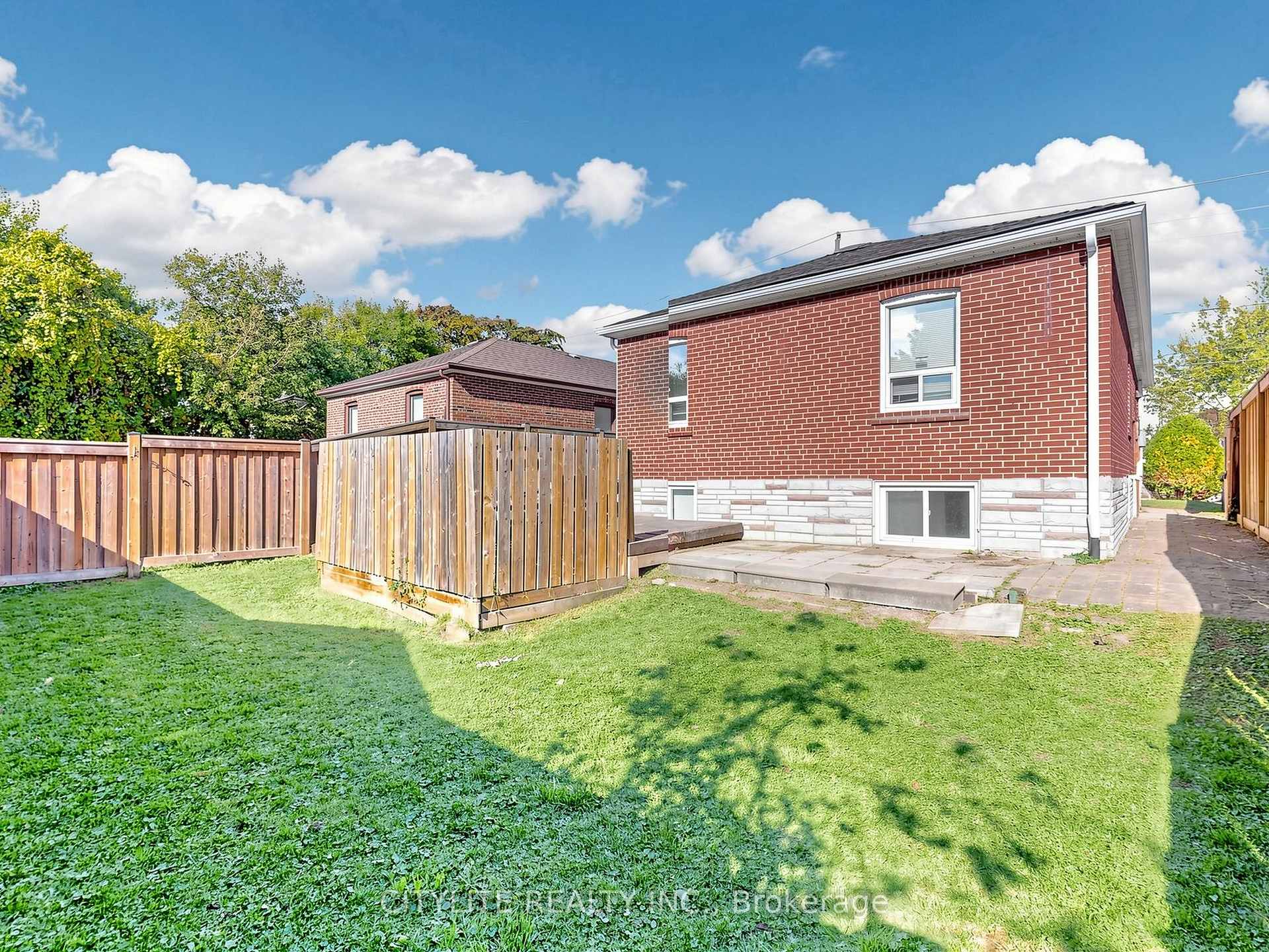 Photo 16 of Unit Basement, 35 Macdonald Avenue, North York, Weston — HOMEH