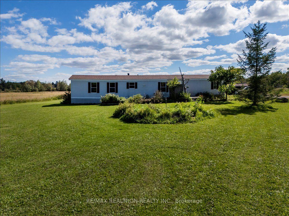 Photo 2 of 2755 4th Line, Innisfil, Rural Innisfil — HOMEH